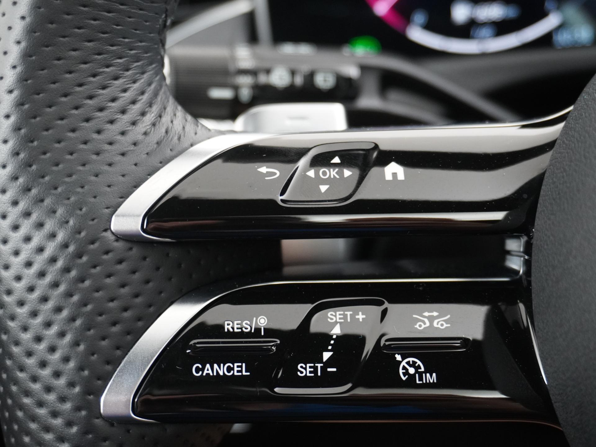 Mercedes-Benz E-Klasse 300 e AMG Line 35