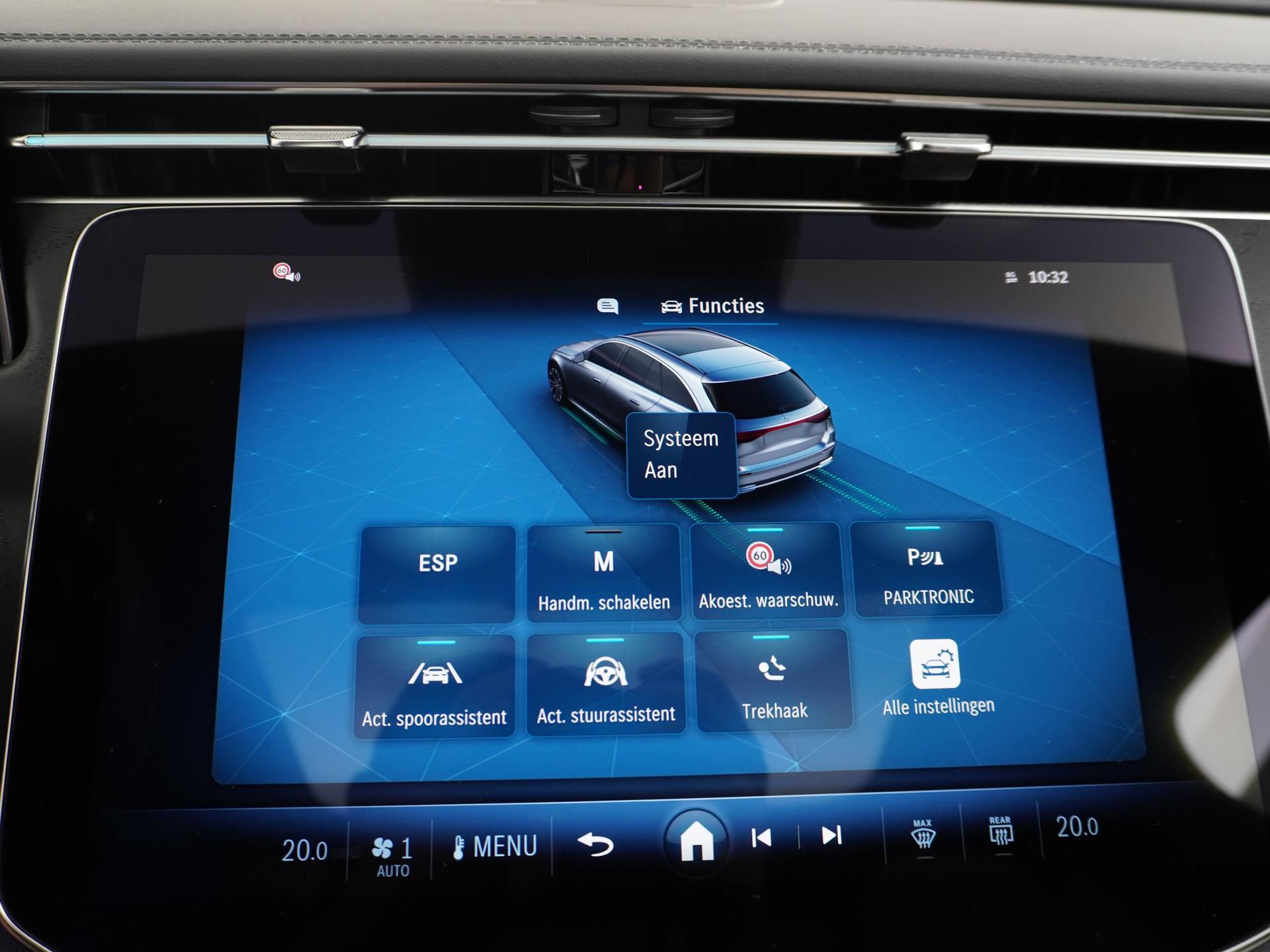 Mercedes-Benz E-Klasse 300 e AMG Line 52