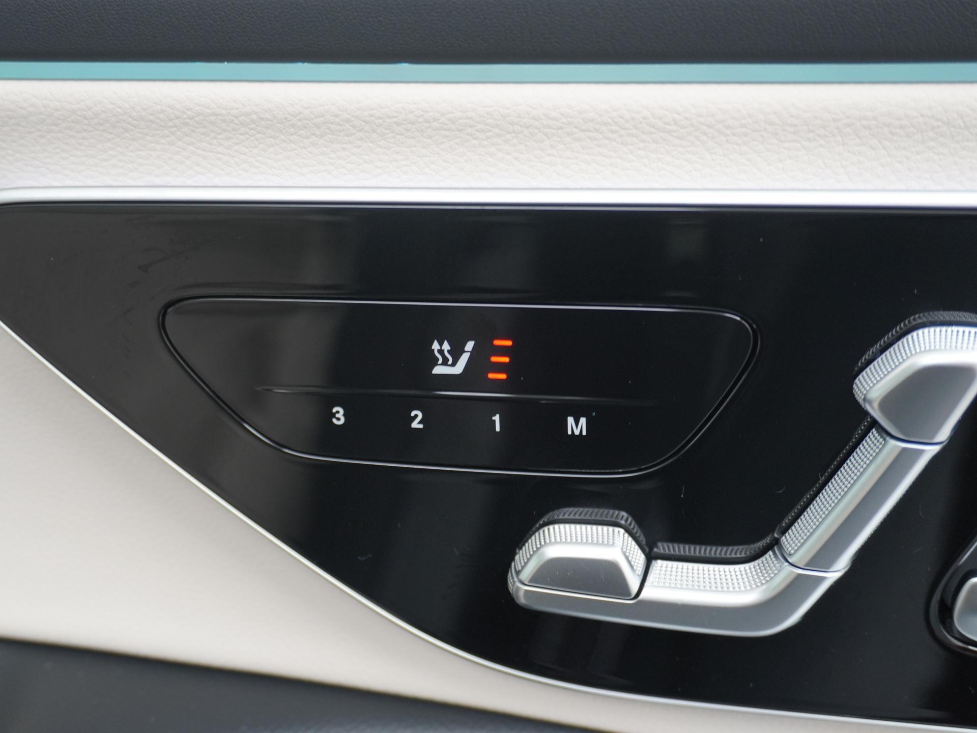 Mercedes-Benz E-Klasse 300 e AMG Line 56