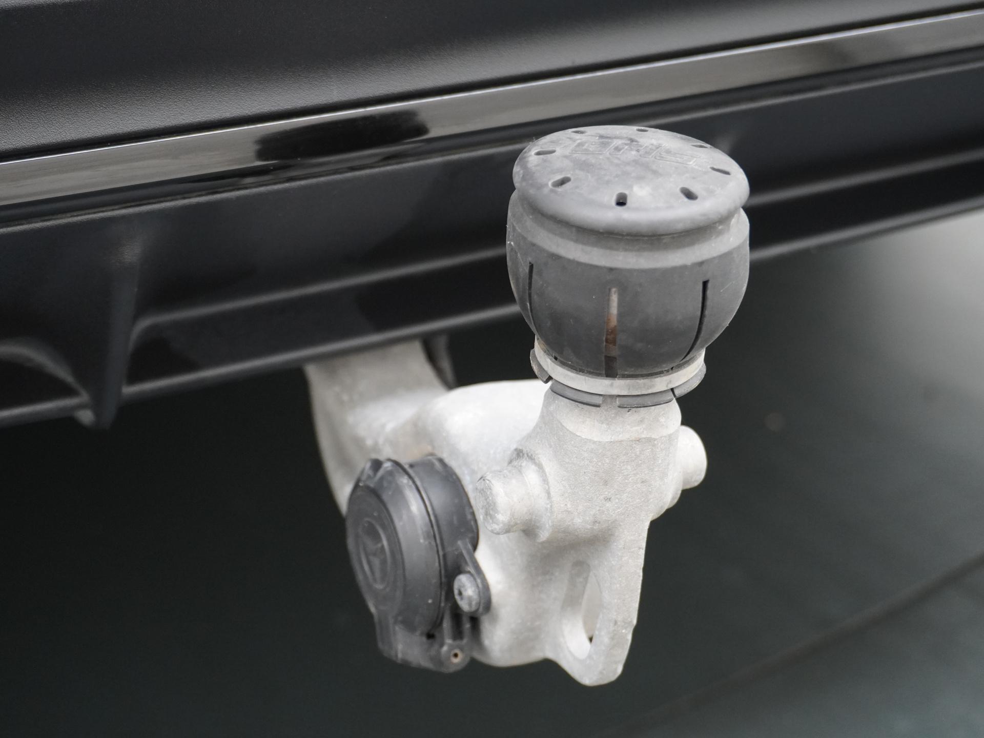 Mercedes-Benz E-Klasse 300 e AMG Line 7