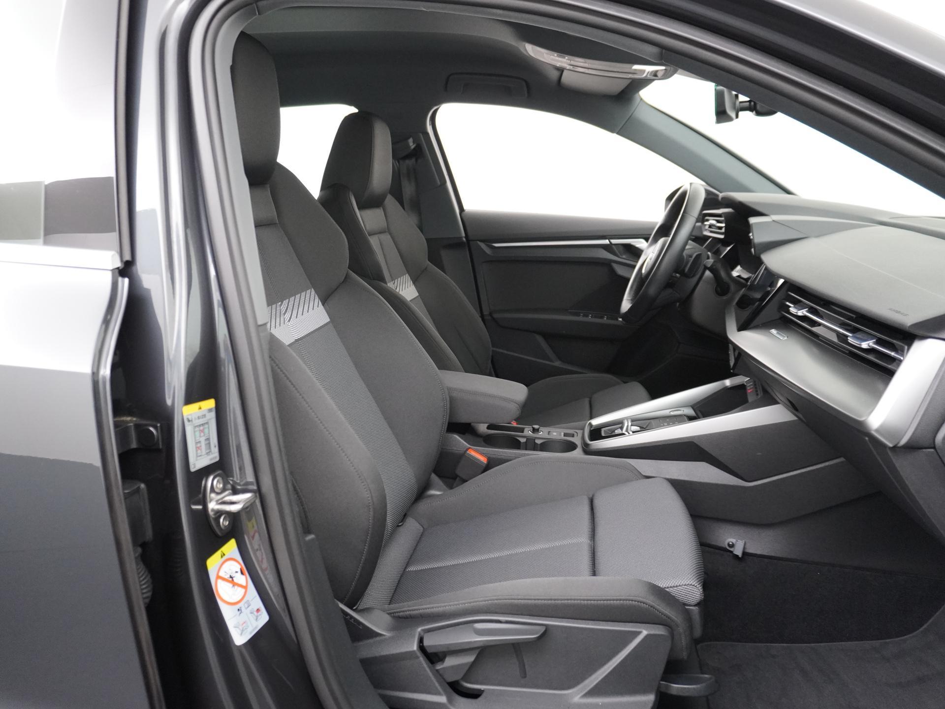 Audi A3 Sportback 35 TFSI Advanced edition 38