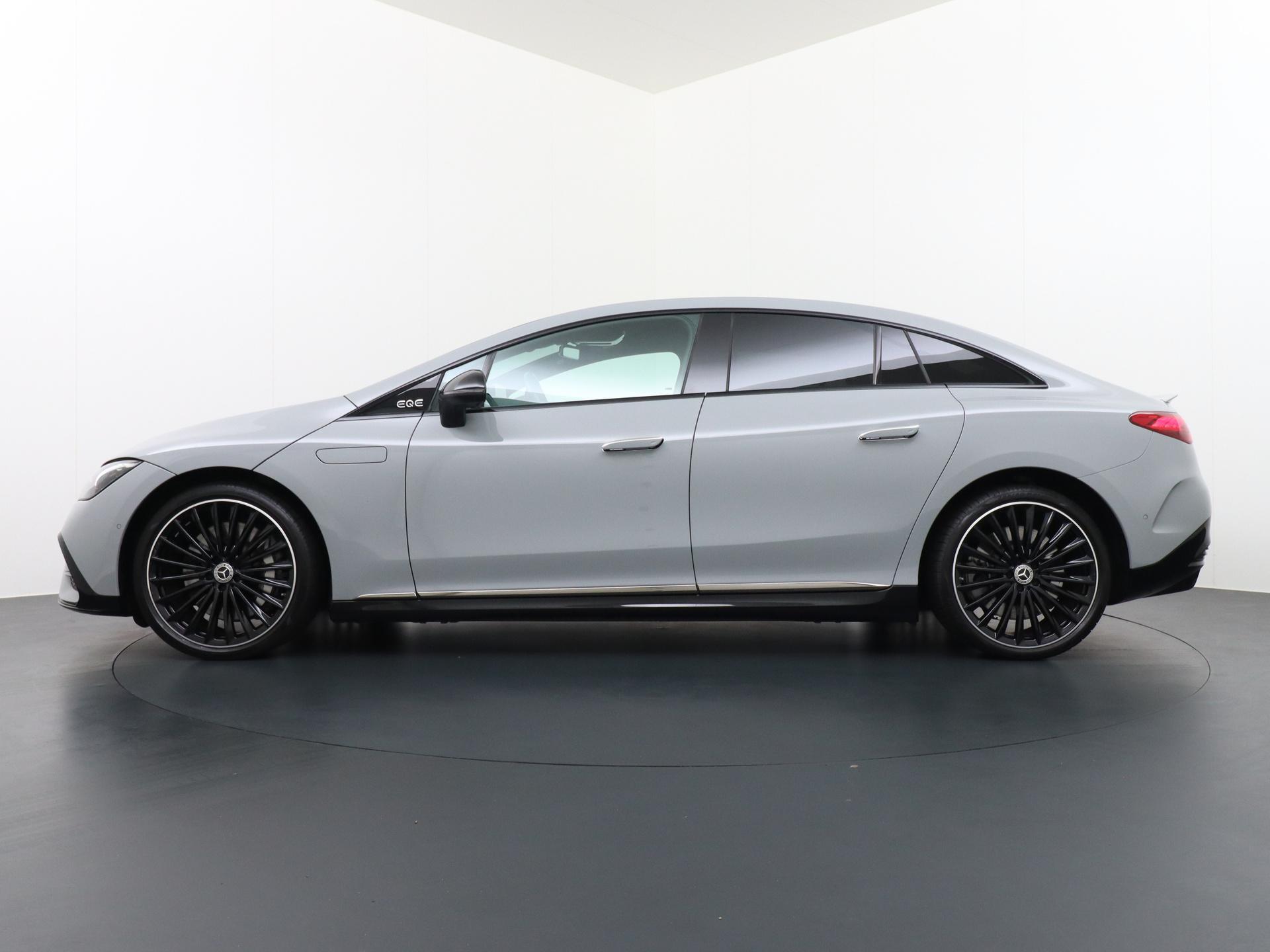 Mercedes-Benz EQE 300 AMG Line 89 kWh 2