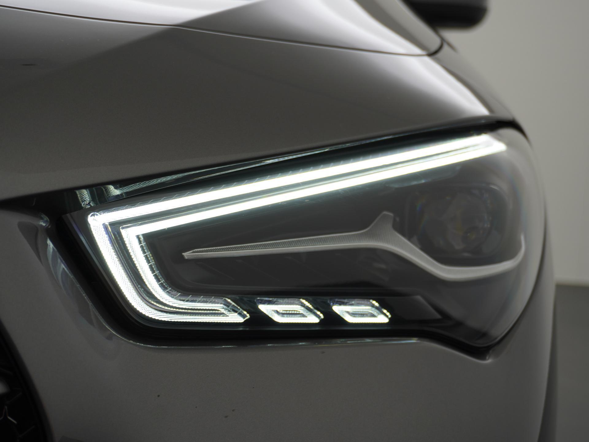 Mercedes-Benz CLA-Klasse Shooting Brake 180 Star Edition Luxury Line 18