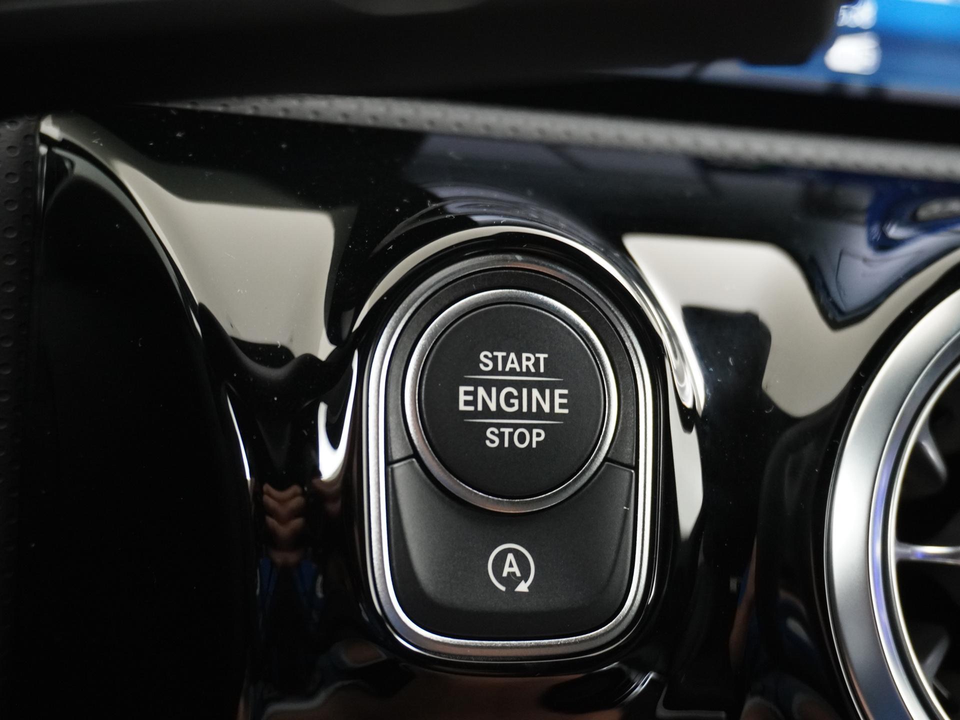 Mercedes-Benz CLA-Klasse Shooting Brake 180 Star Edition Luxury Line 29