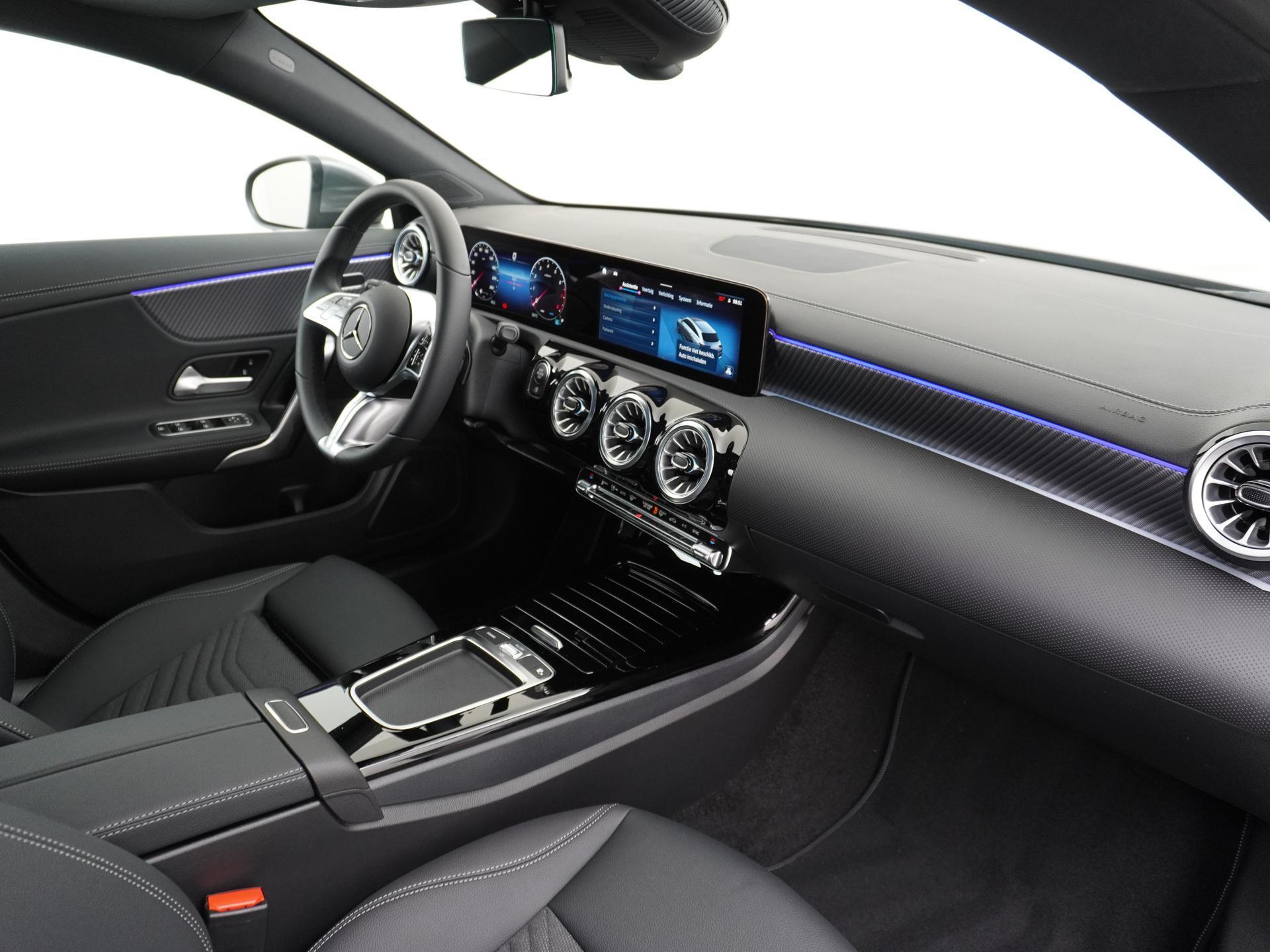 Mercedes-Benz CLA-Klasse Shooting Brake 180 Star Edition Luxury Line 3