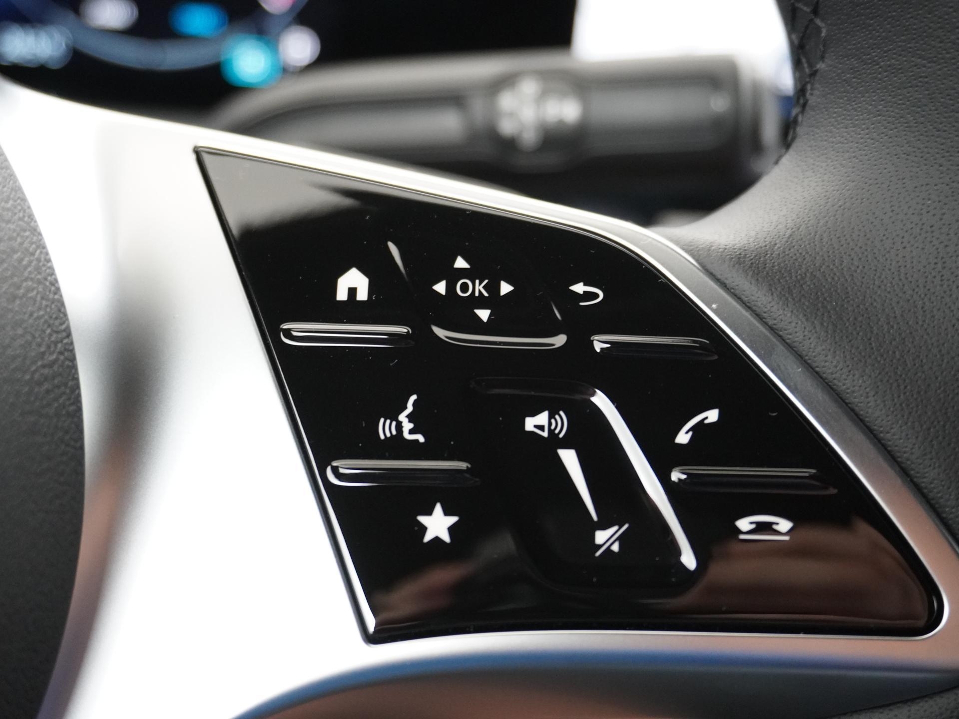 Mercedes-Benz CLA-Klasse Shooting Brake 180 Star Edition Luxury Line 31