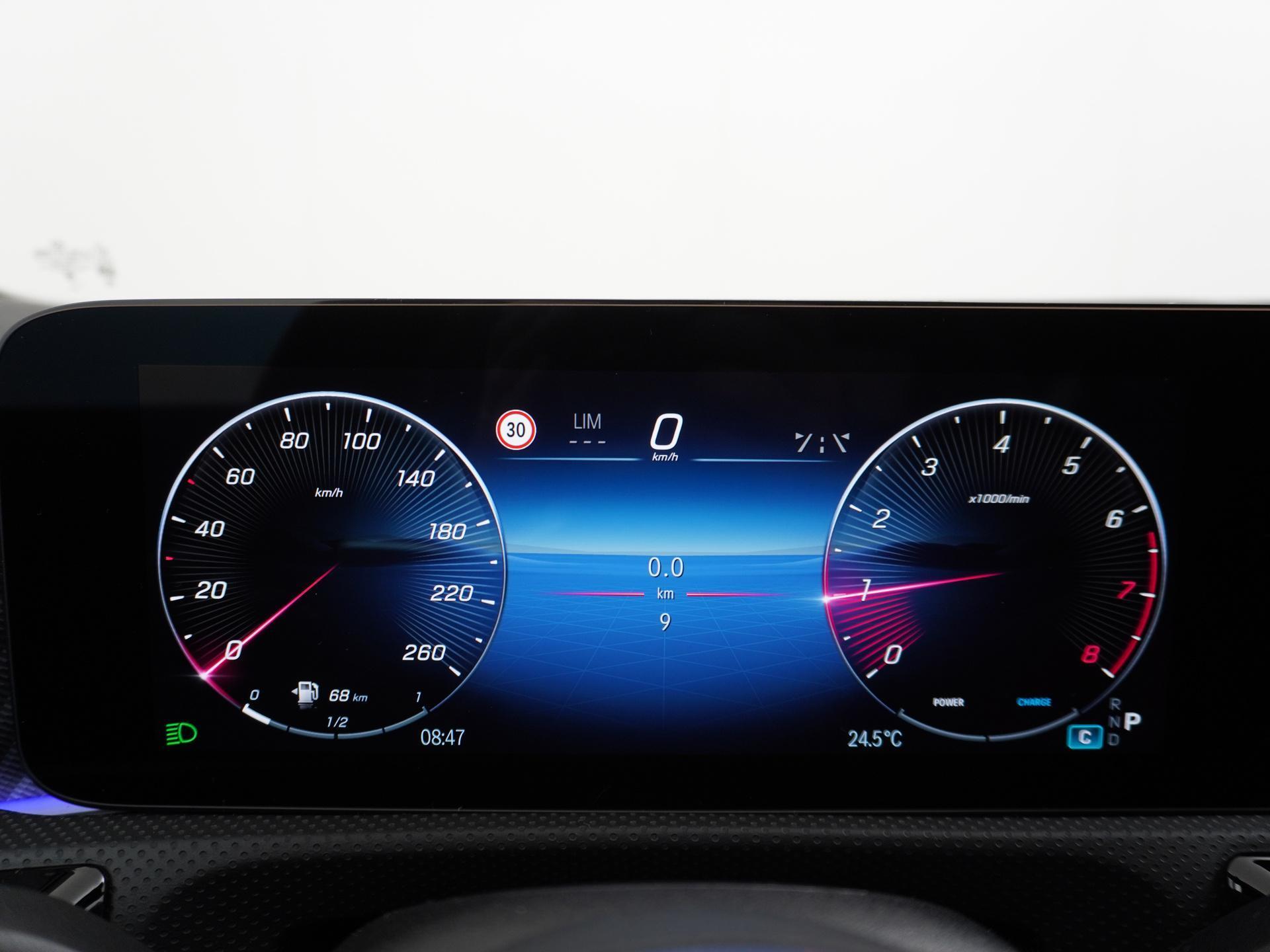 Mercedes-Benz CLA-Klasse Shooting Brake 180 Star Edition Luxury Line 32