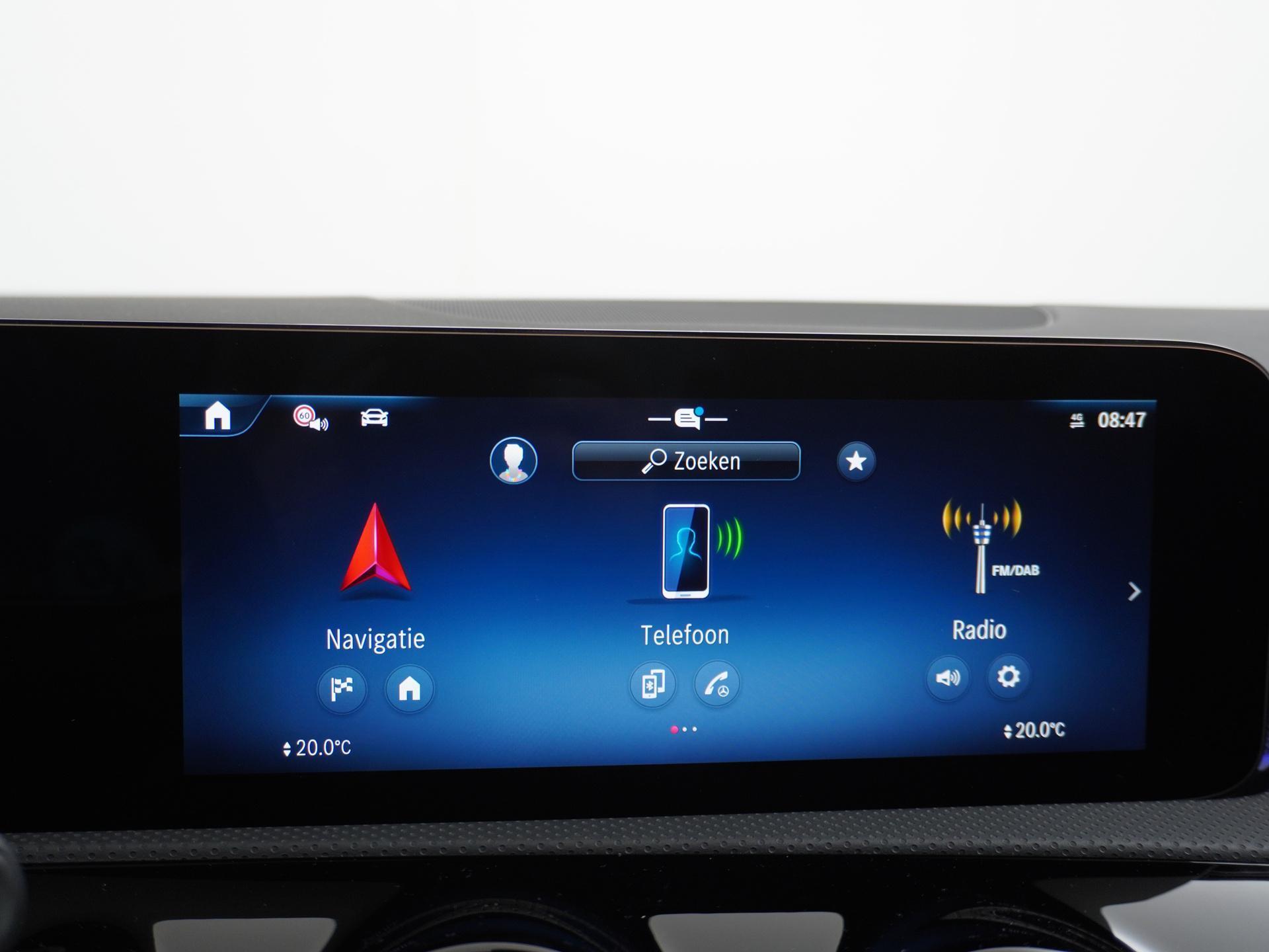 Mercedes-Benz CLA-Klasse Shooting Brake 180 Star Edition Luxury Line 33