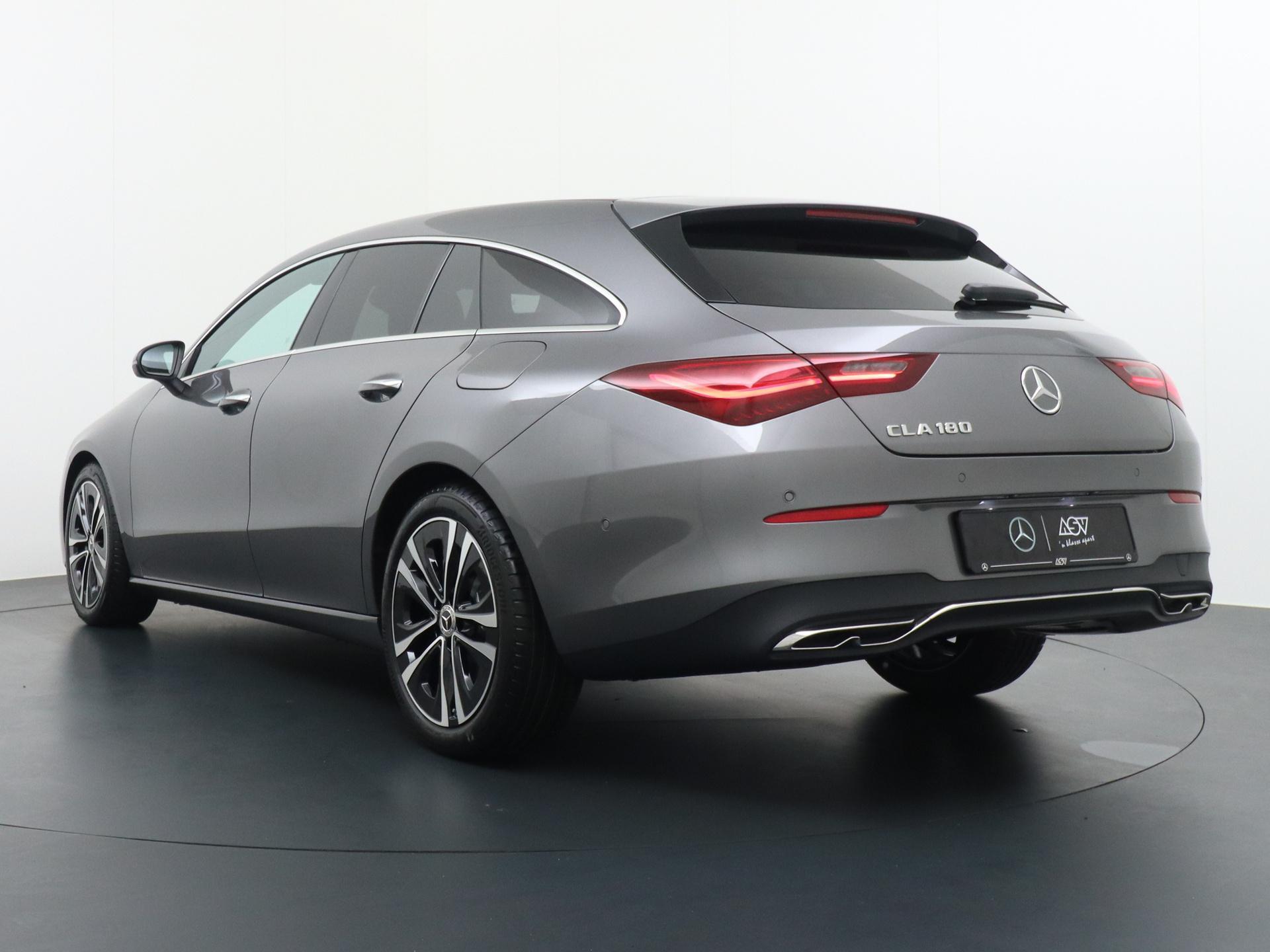 Mercedes-Benz CLA-Klasse Shooting Brake 180 Star Edition Luxury Line 4