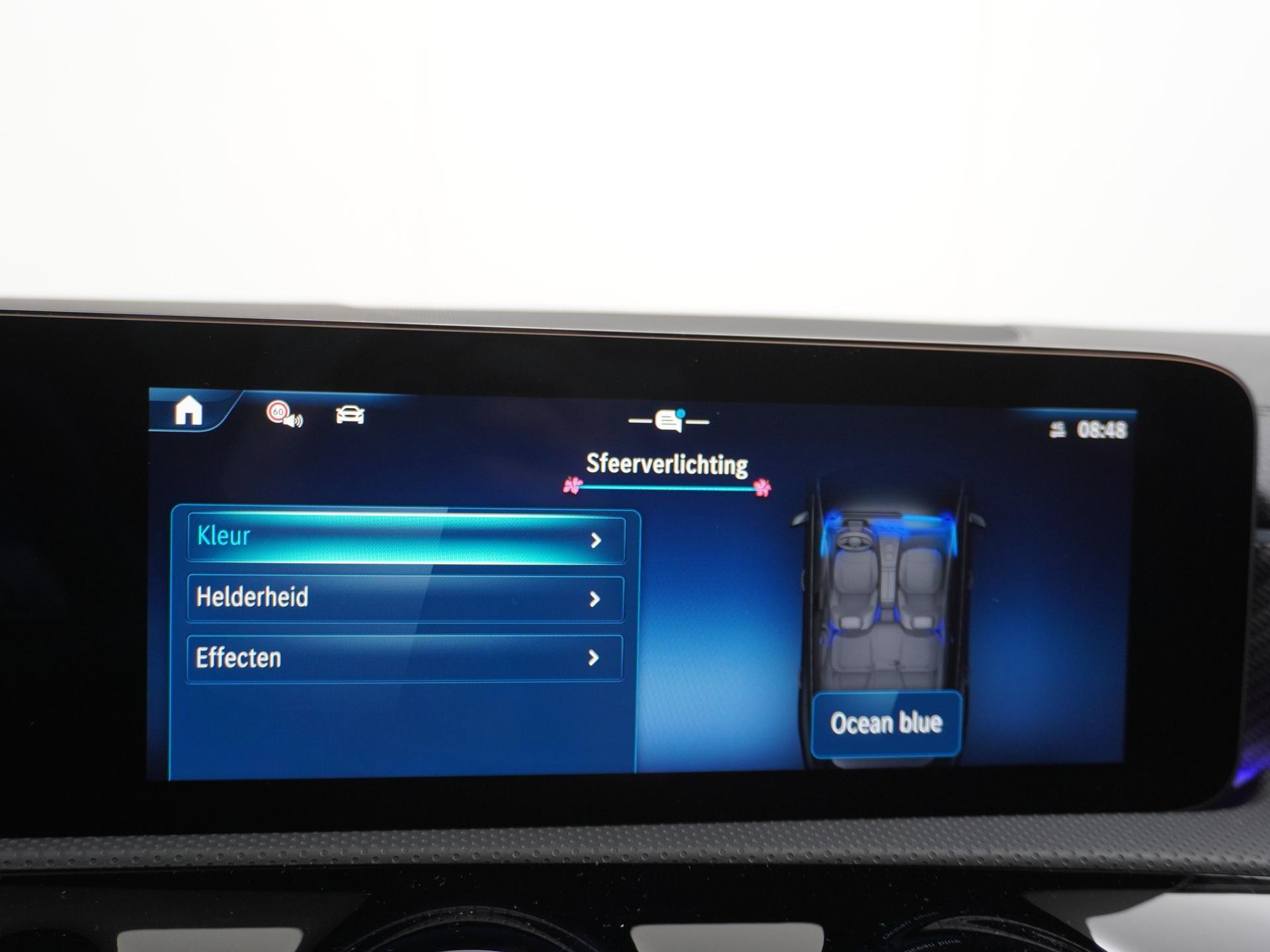 Mercedes-Benz CLA-Klasse Shooting Brake 180 Star Edition Luxury Line 41