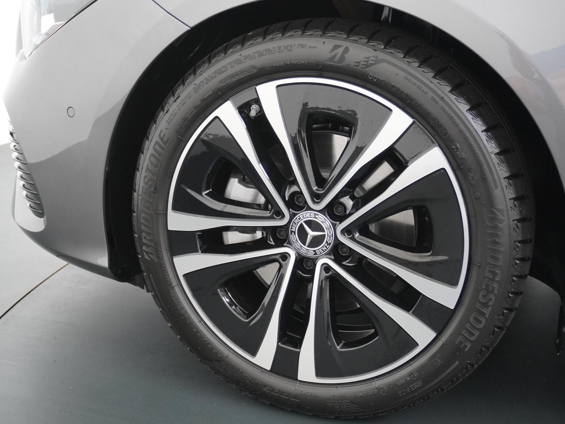 Mercedes-Benz CLA-Klasse Shooting Brake 180 Star Edition Luxury Line 7