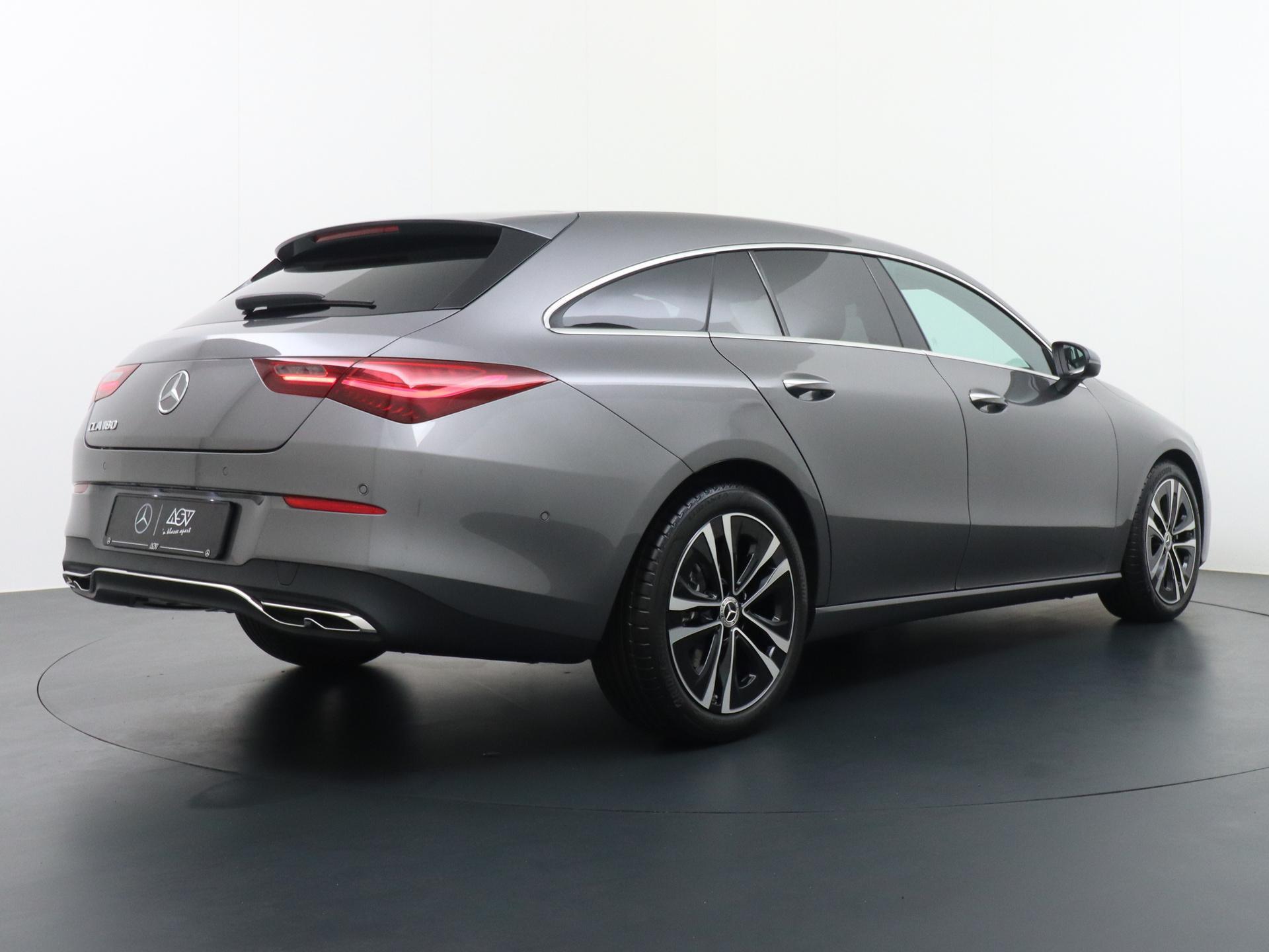 Mercedes-Benz CLA-Klasse Shooting Brake 180 Star Edition Luxury Line 8