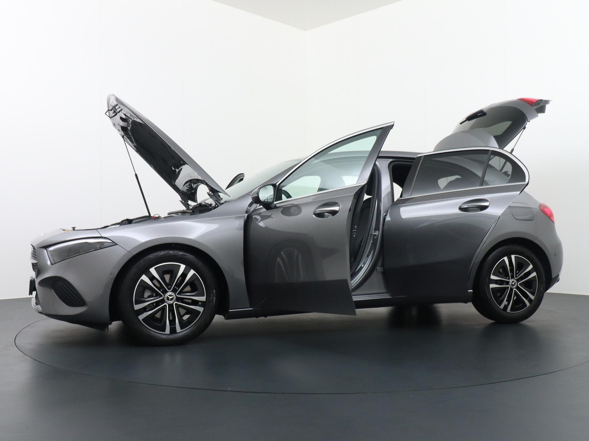 Mercedes-Benz A-Klasse 180 Star Edition Luxury Line 15