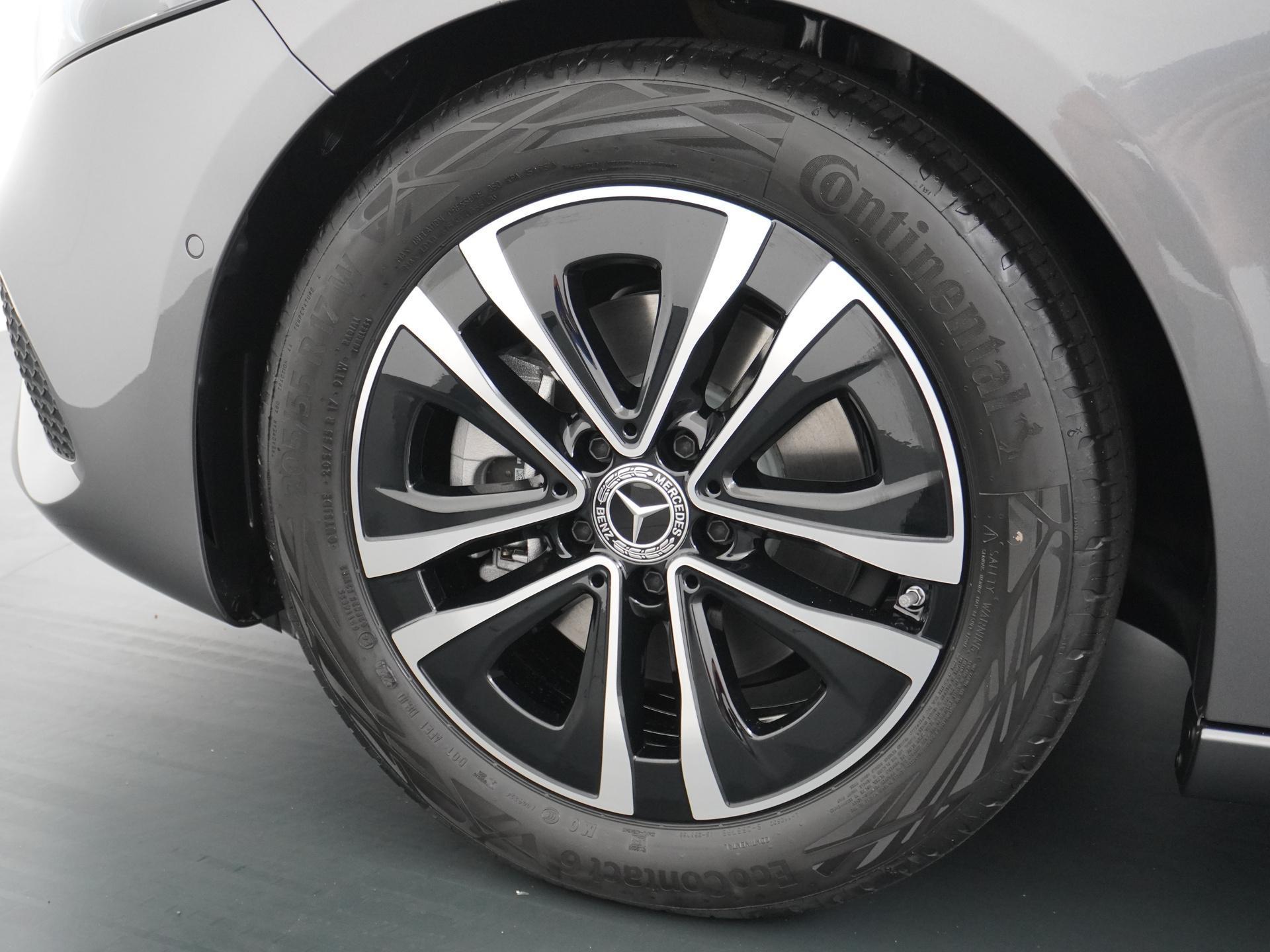 Mercedes-Benz A-Klasse 180 Star Edition Luxury Line 18