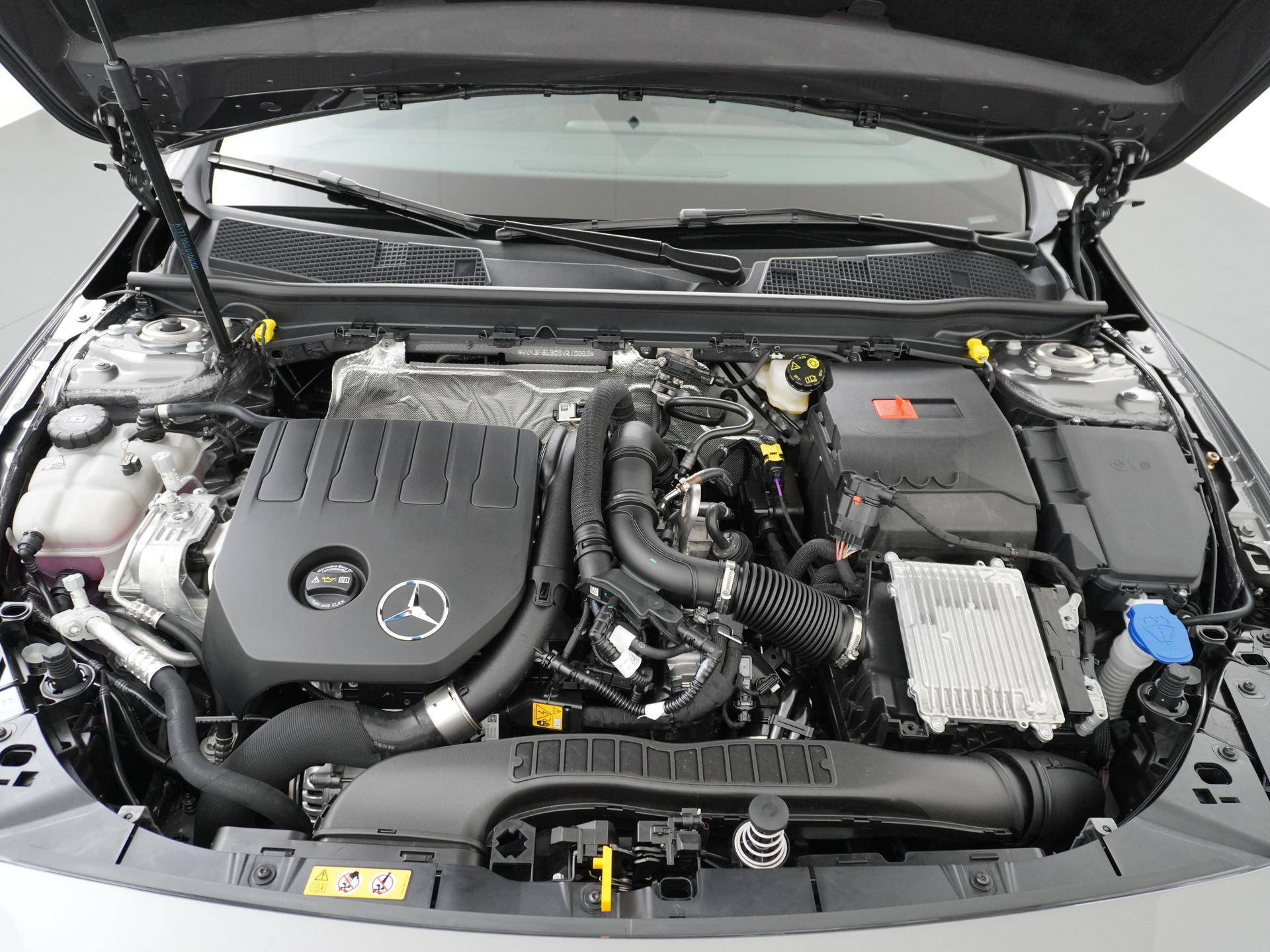 Mercedes-Benz A-Klasse 180 Star Edition Luxury Line 20