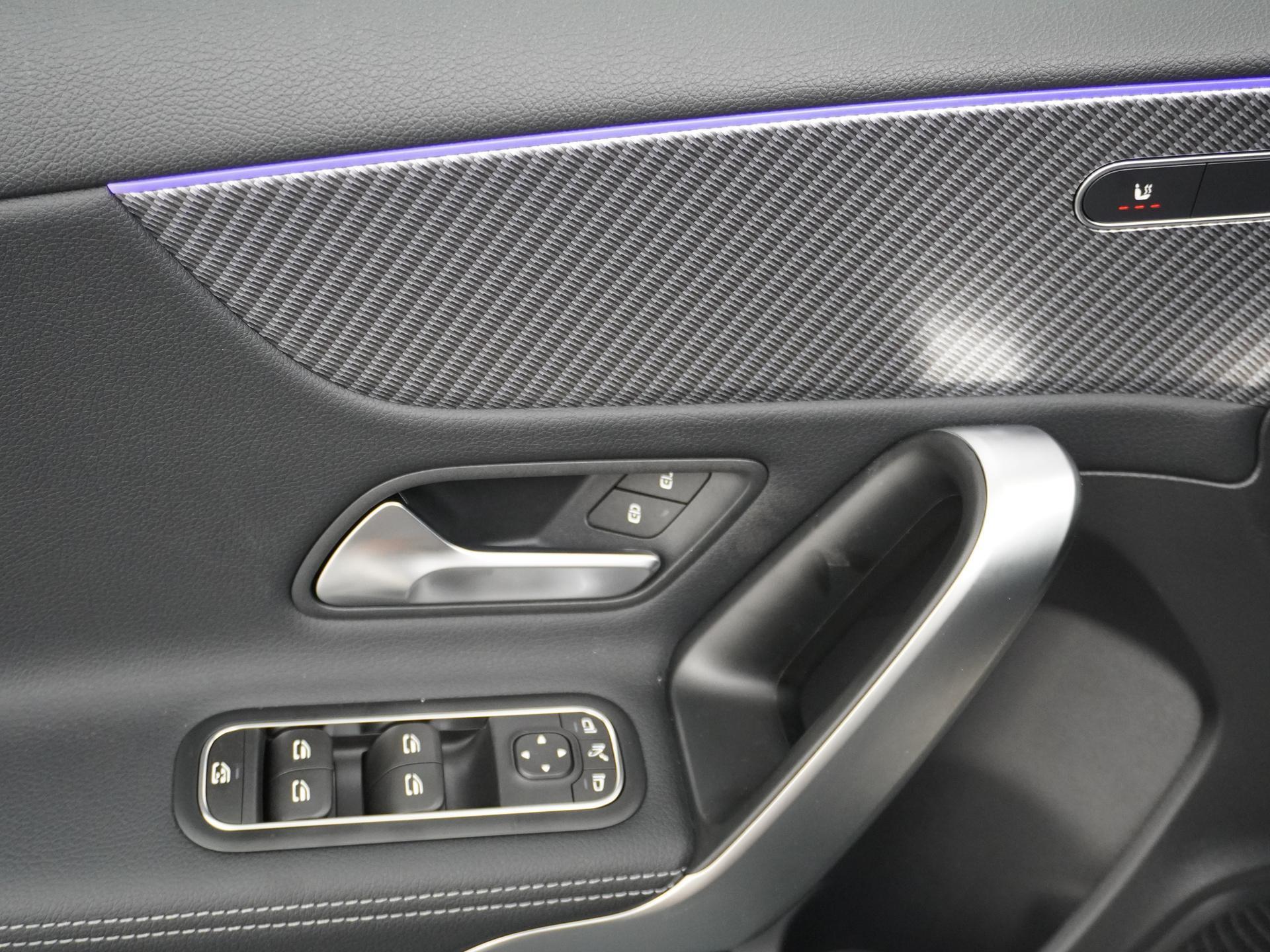 Mercedes-Benz A-Klasse 180 Star Edition Luxury Line 21