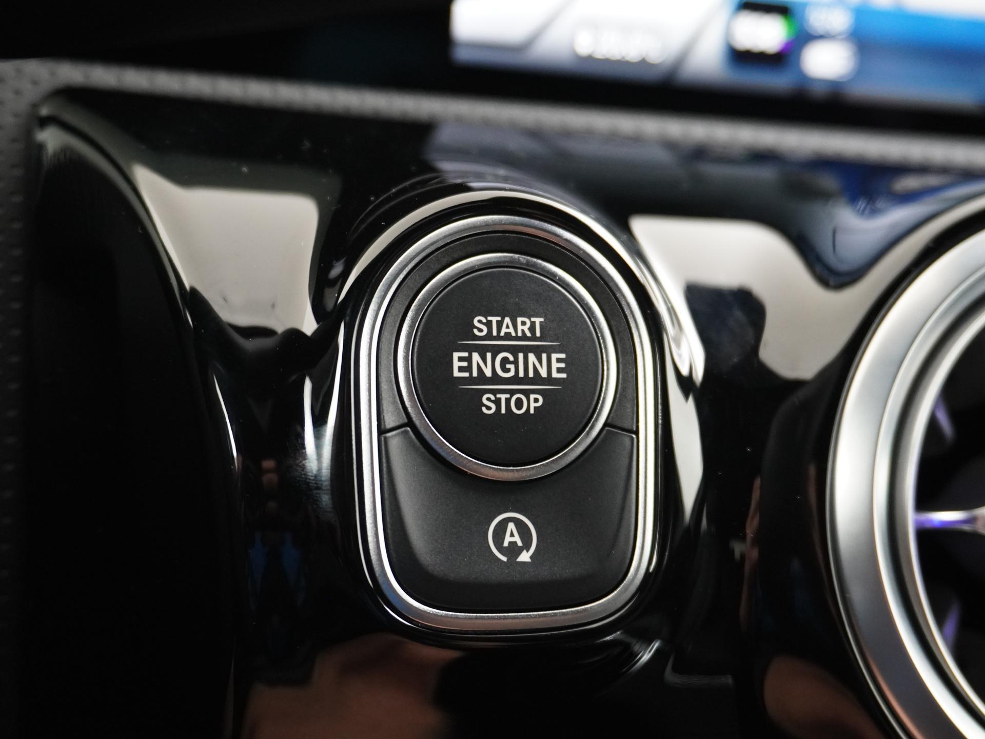 Mercedes-Benz A-Klasse 180 Star Edition Luxury Line 30