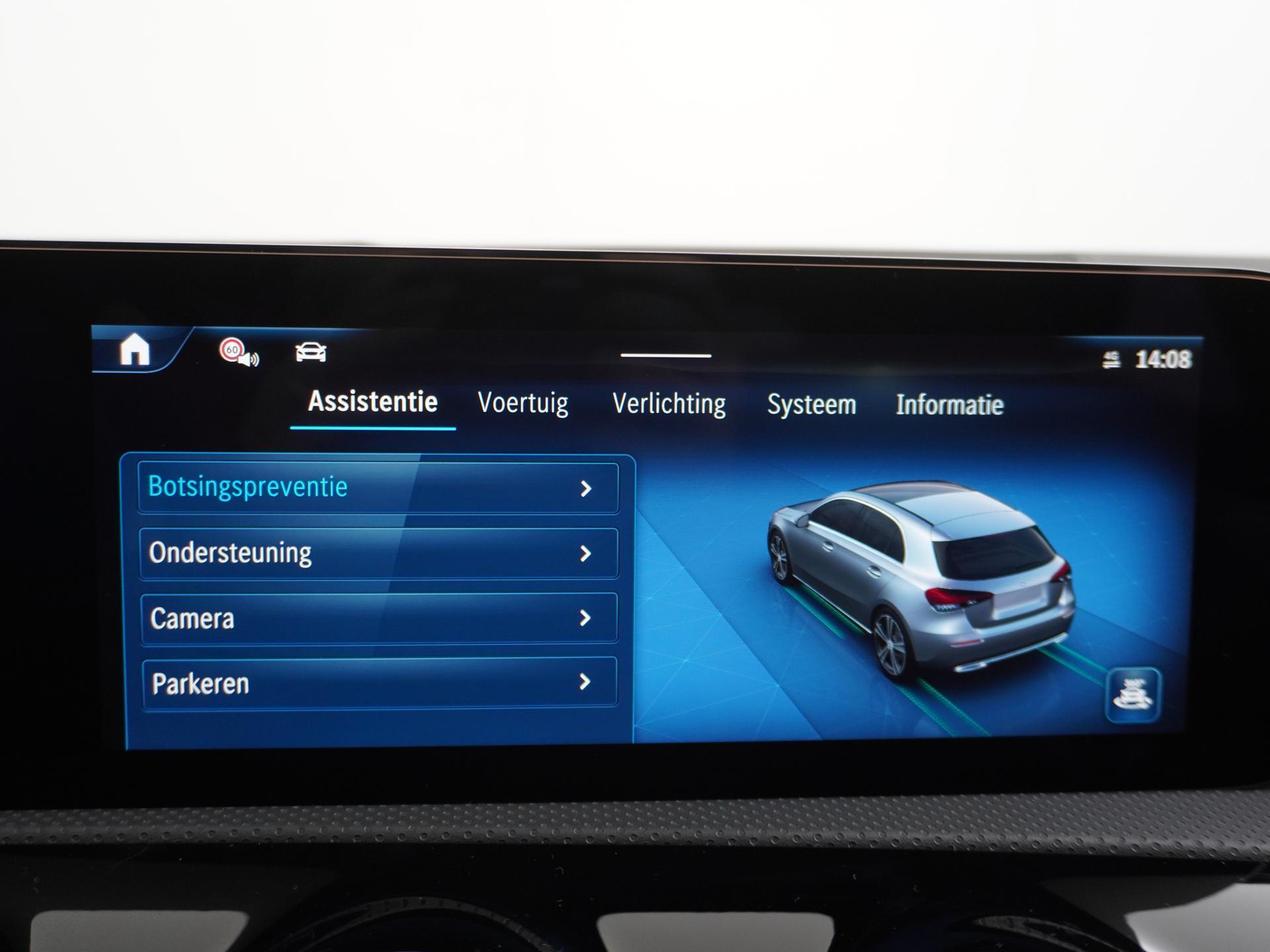 Mercedes-Benz A-Klasse 180 Star Edition Luxury Line 40