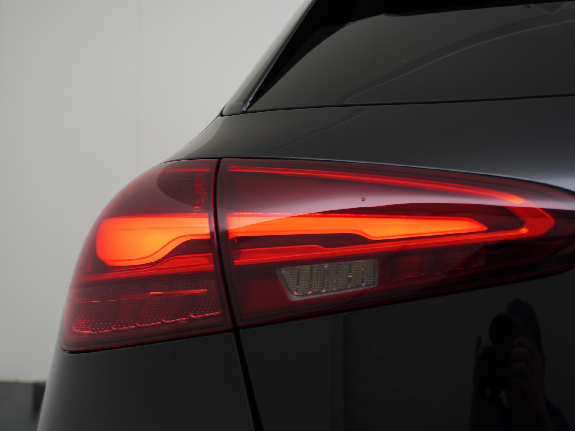 Mercedes-Benz A-Klasse 250 e Star Edition AMG Line Plus 10