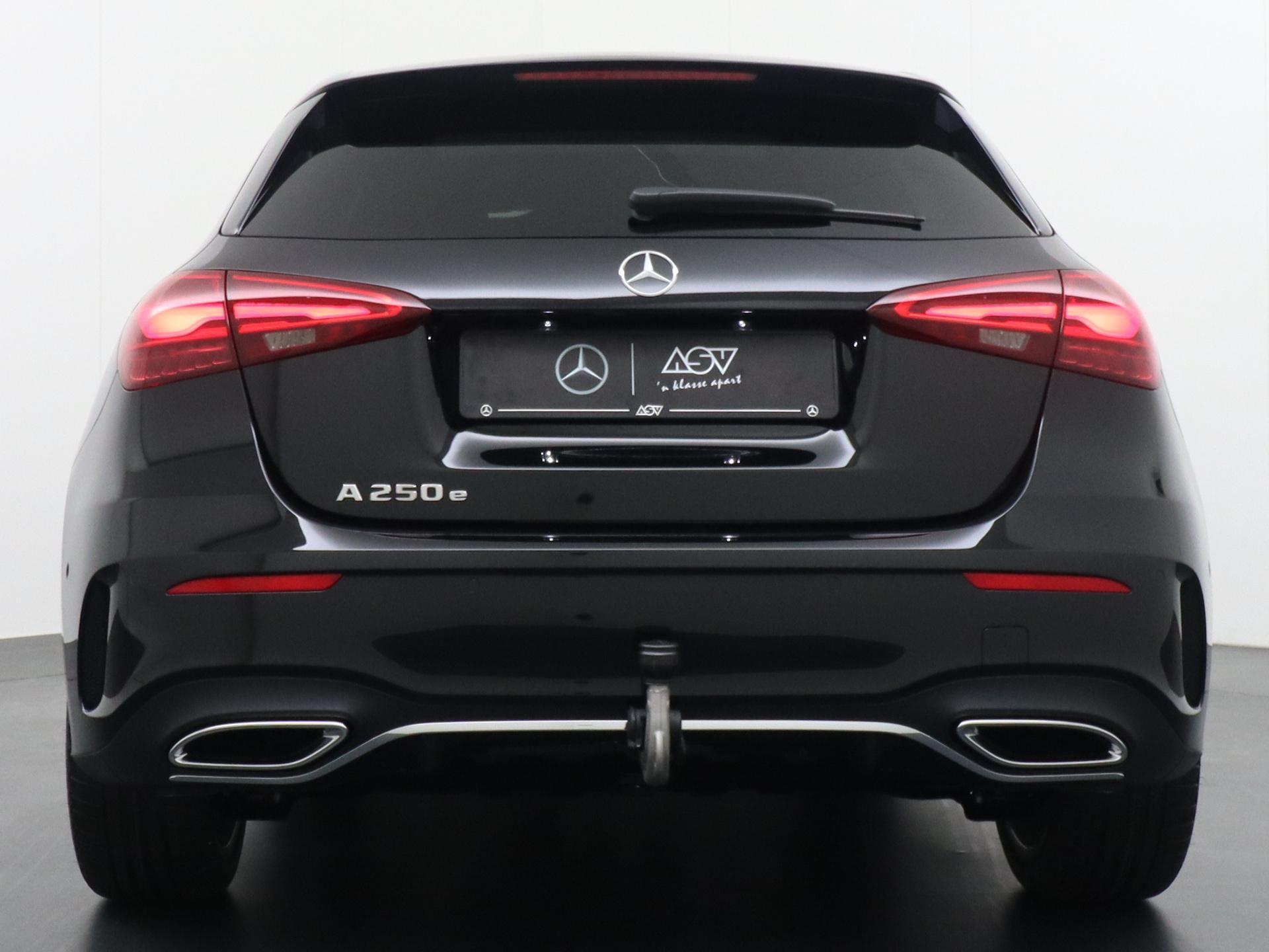 Mercedes-Benz A-Klasse 250 e Star Edition AMG Line Plus 16