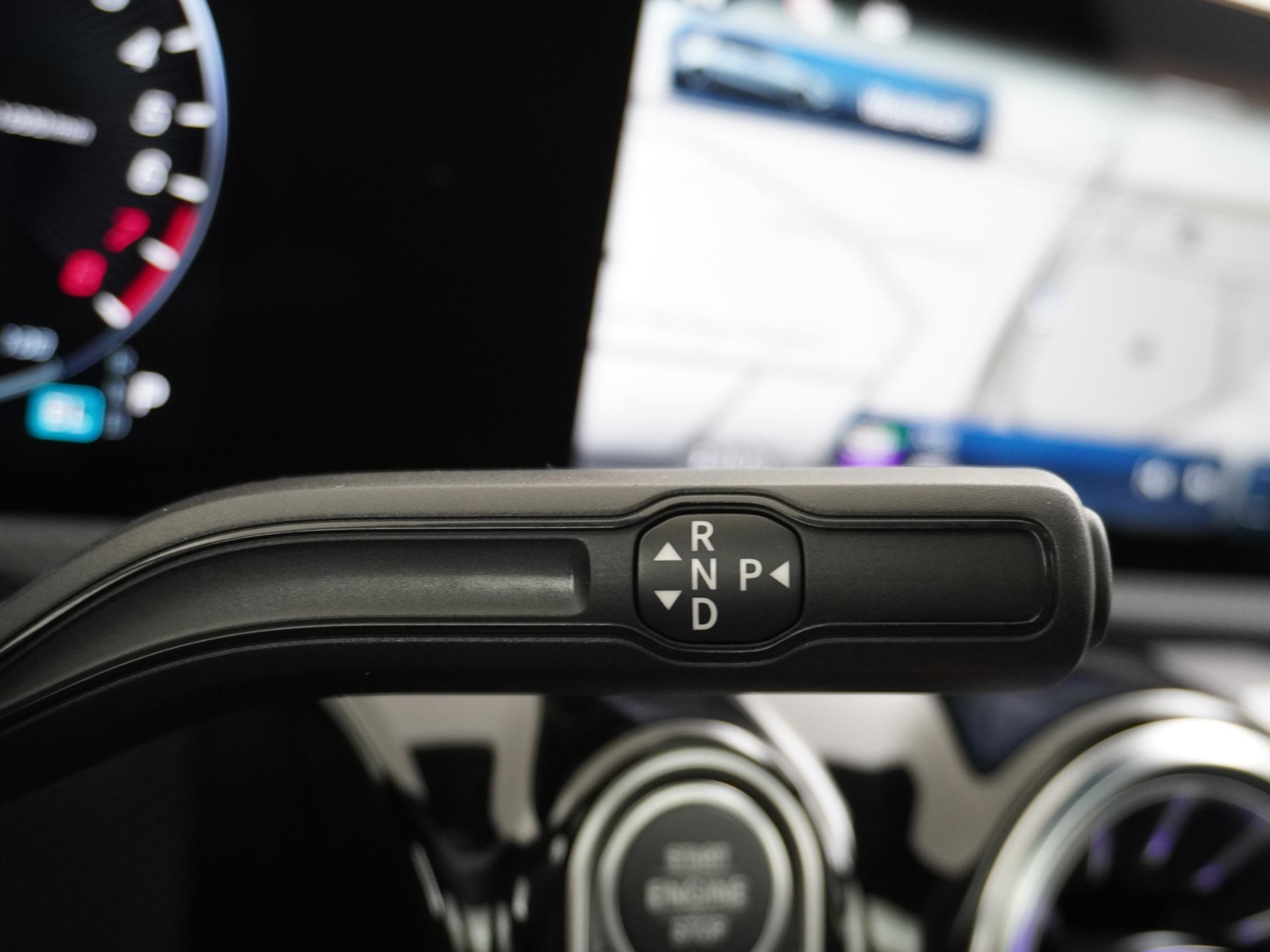 Mercedes-Benz A-Klasse 250 e Star Edition AMG Line Plus 20