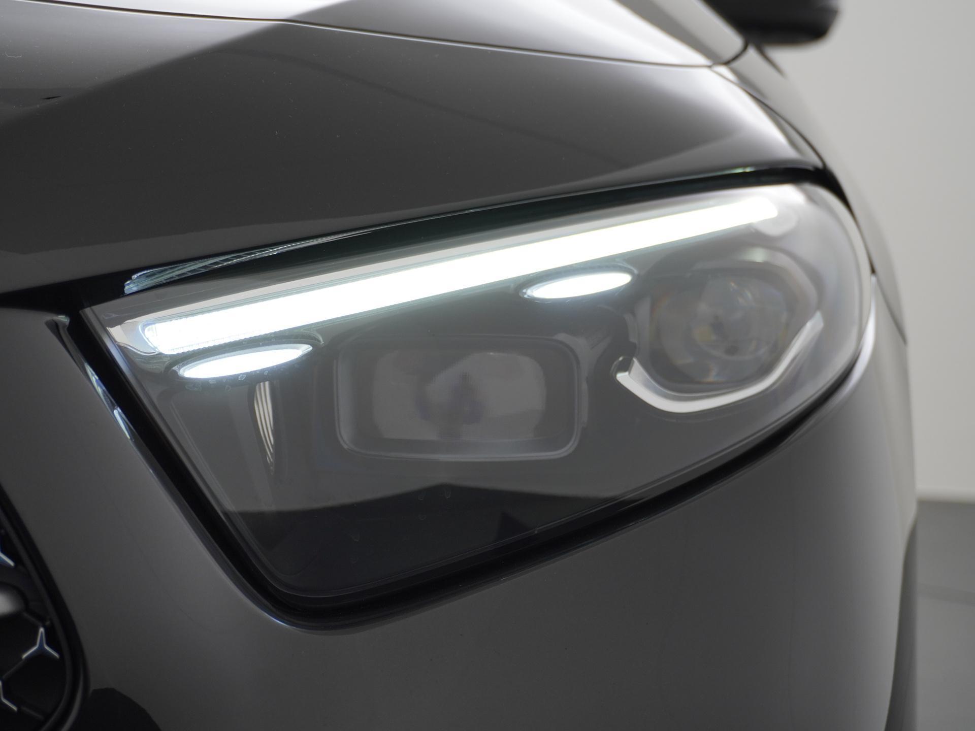 Mercedes-Benz A-Klasse 250 e Star Edition AMG Line Plus 22