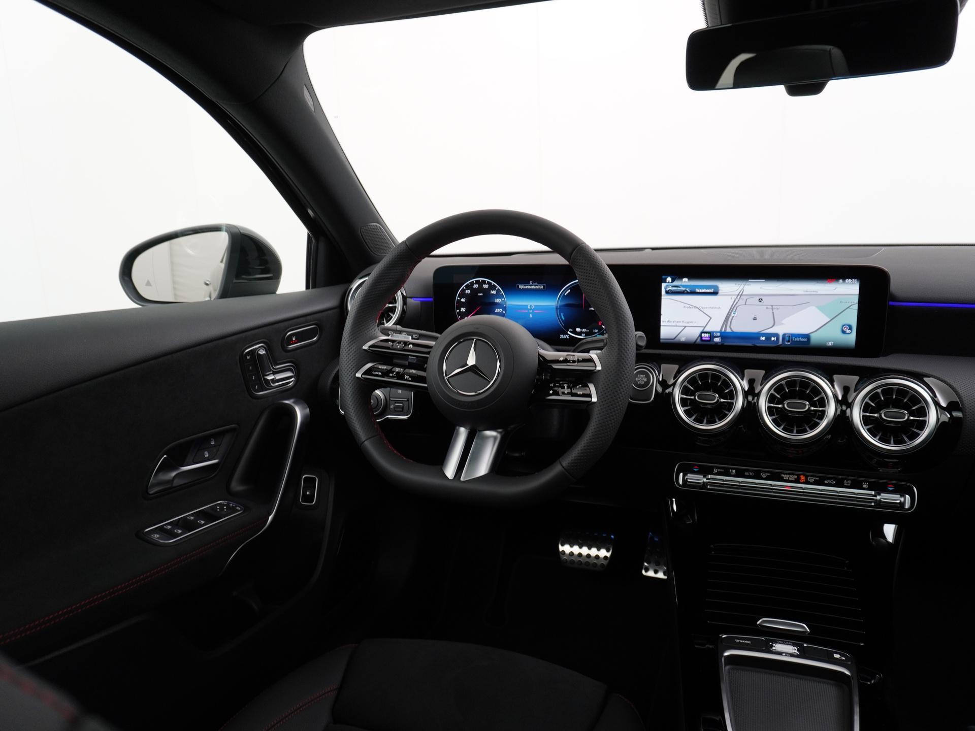 Mercedes-Benz A-Klasse 250 e Star Edition AMG Line Plus 25