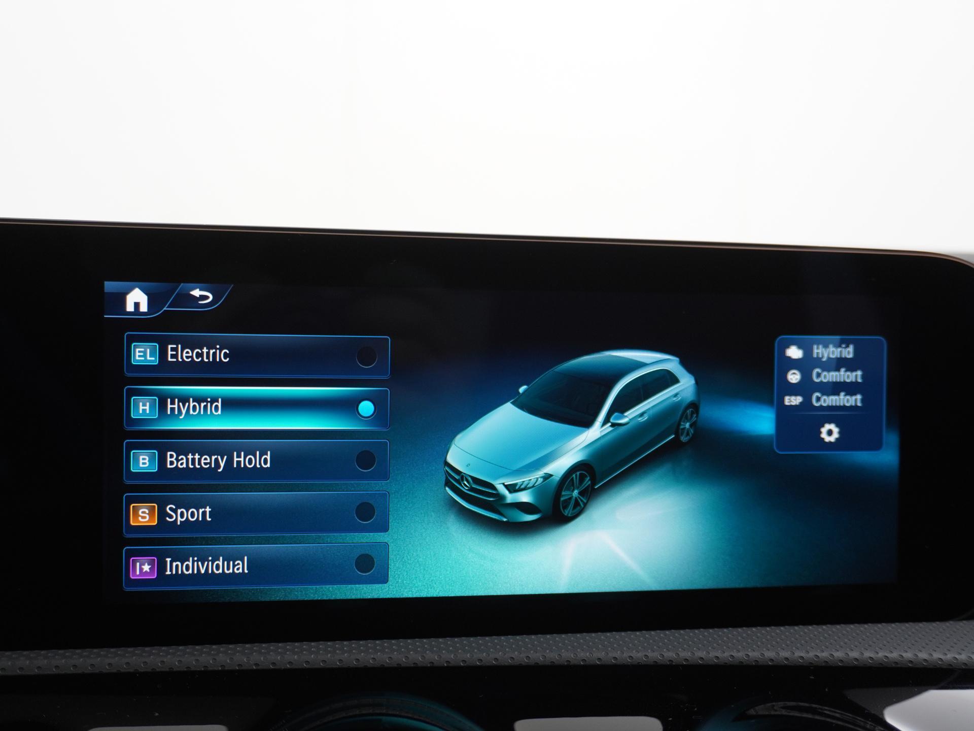 Mercedes-Benz A-Klasse 250 e Star Edition AMG Line Plus 52