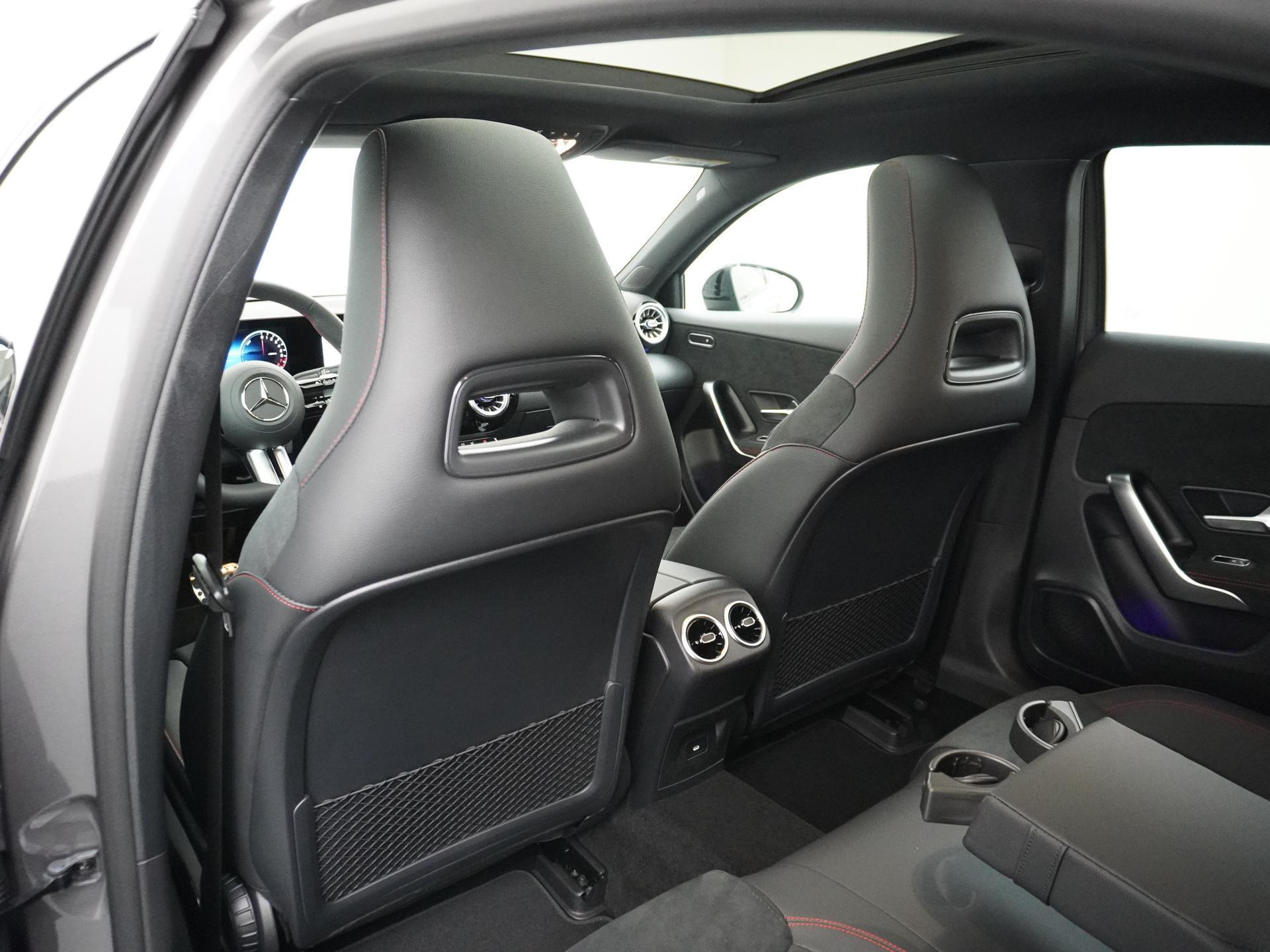 Mercedes-Benz A-Klasse 250 e Star Edition AMG Line 22