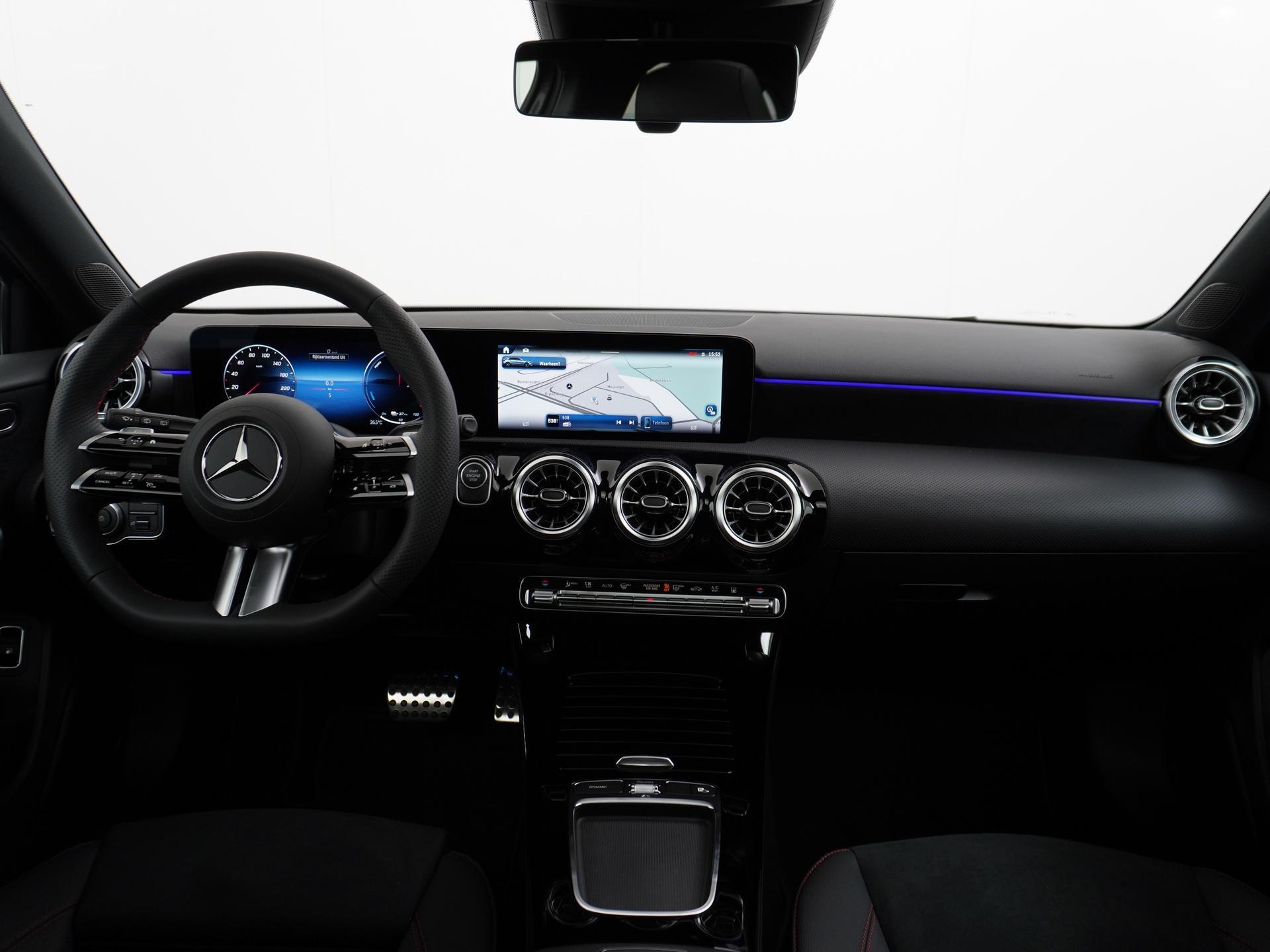 Mercedes-Benz A-Klasse 250 e Star Edition AMG Line 24