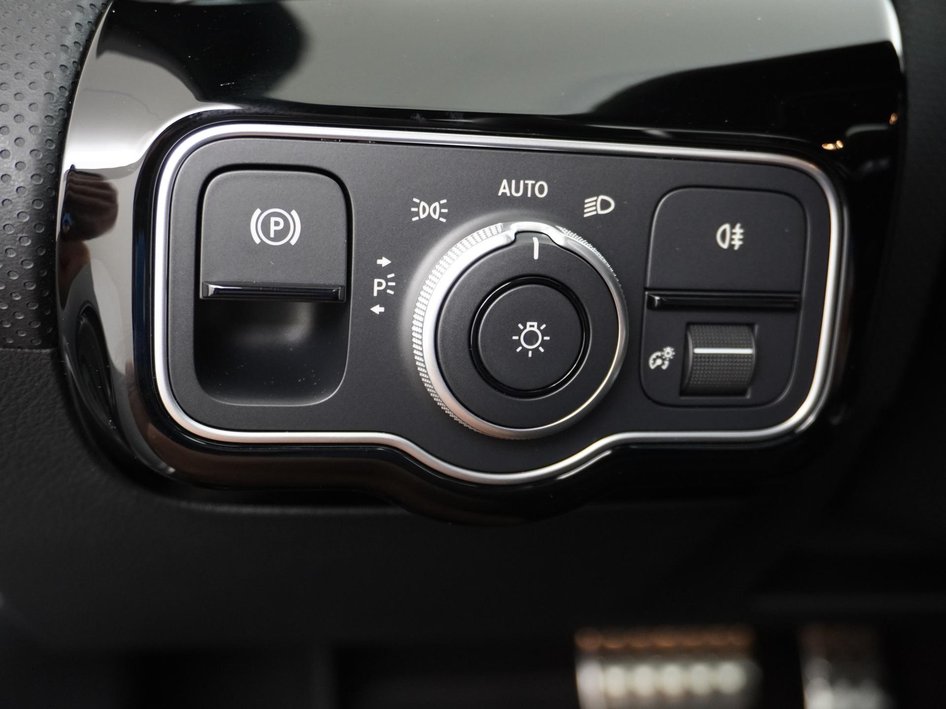 Mercedes-Benz A-Klasse 250 e Star Edition AMG Line 27