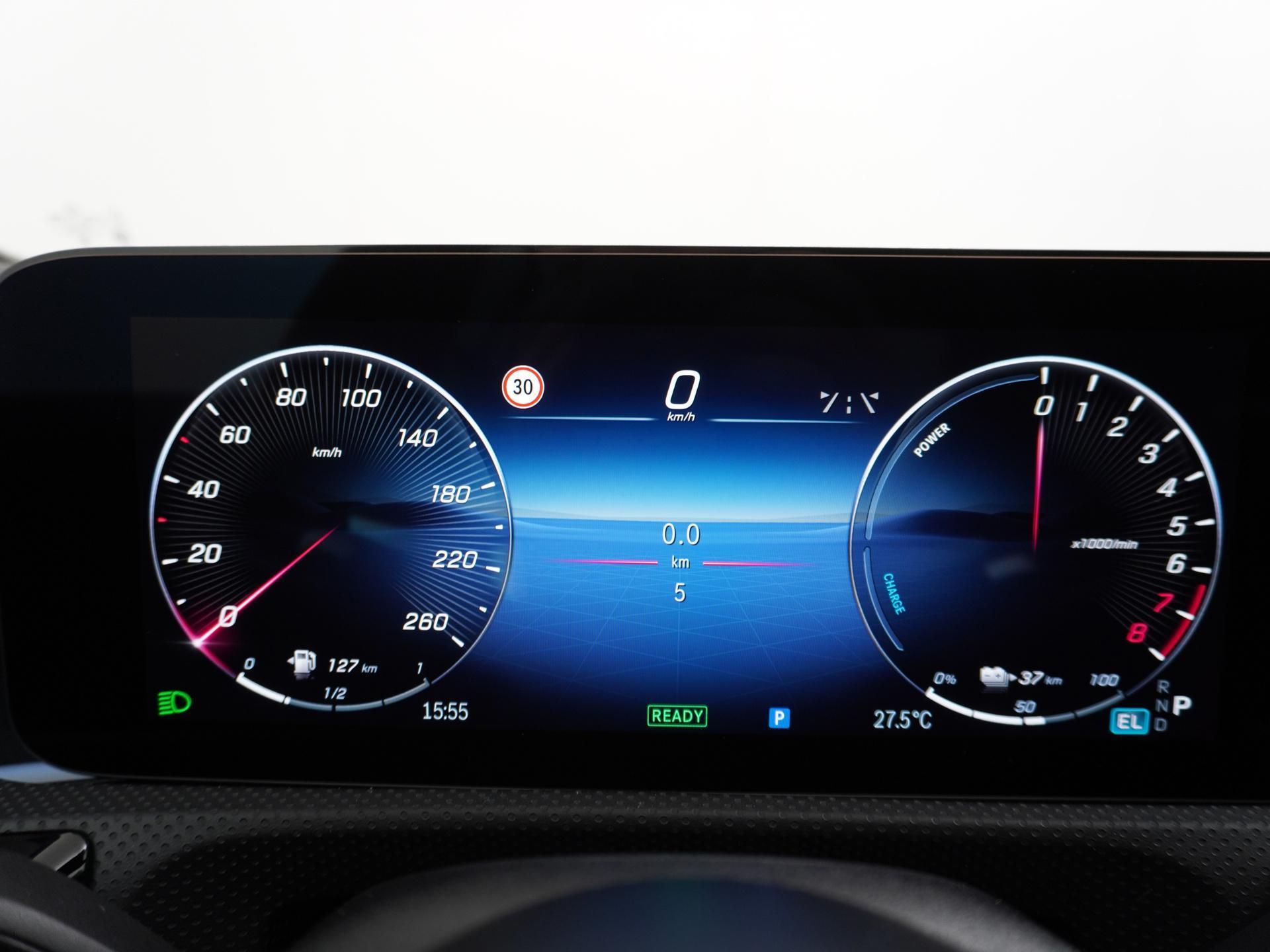 Mercedes-Benz A-Klasse 250 e Star Edition AMG Line 33