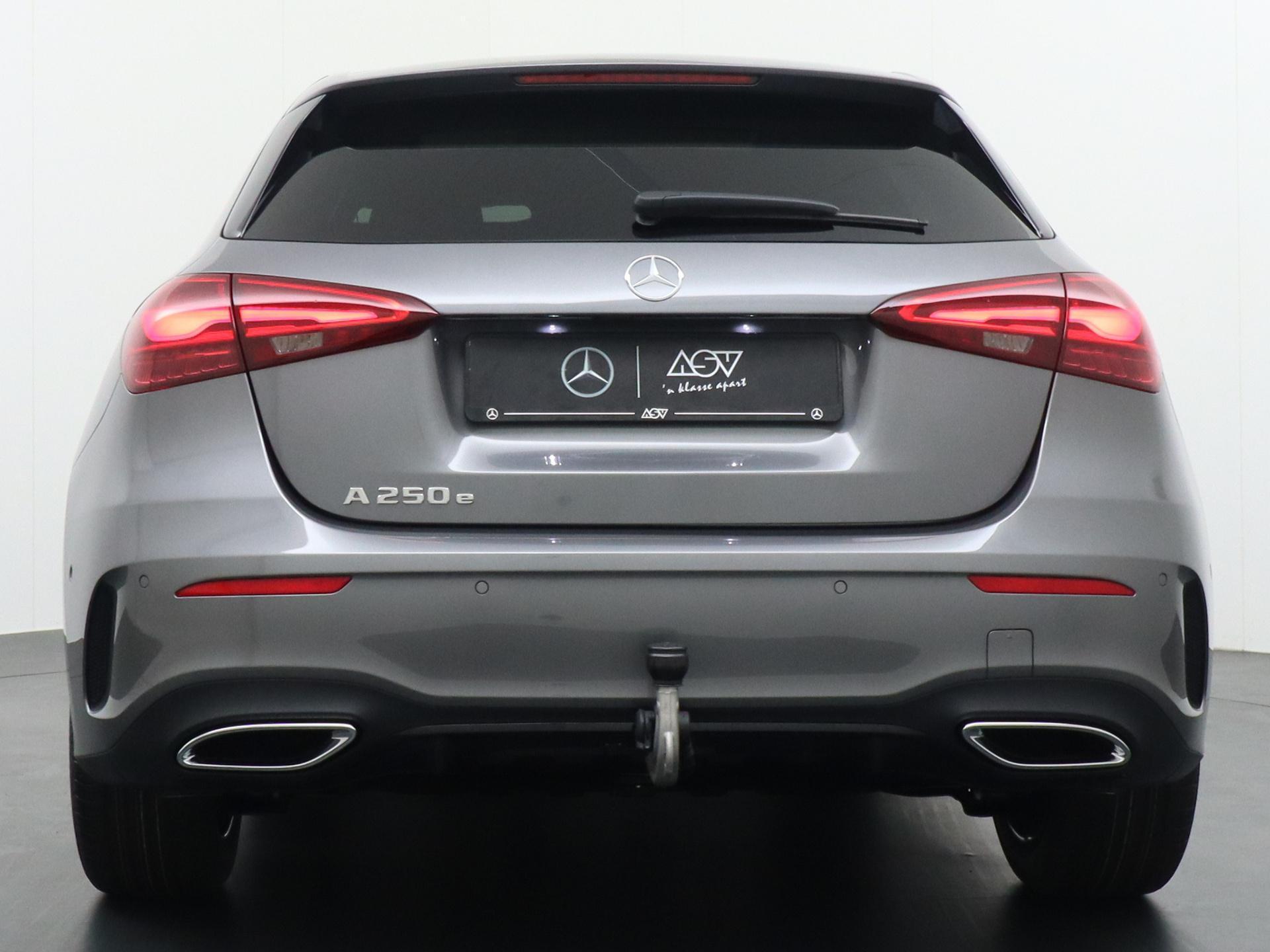 Mercedes-Benz A-Klasse 250 e Star Edition AMG Line 6