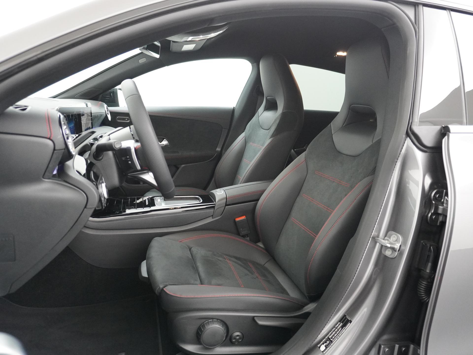 Mercedes-Benz CLA-klasse Shooting Brake 180 Star Edition AMG Line 20