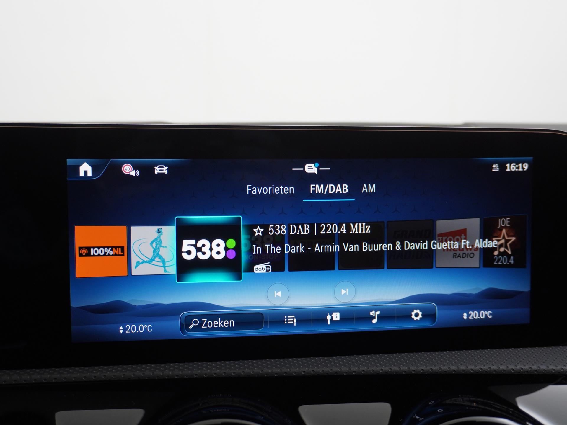 Mercedes-Benz CLA-klasse Shooting Brake 180 Star Edition AMG Line 38