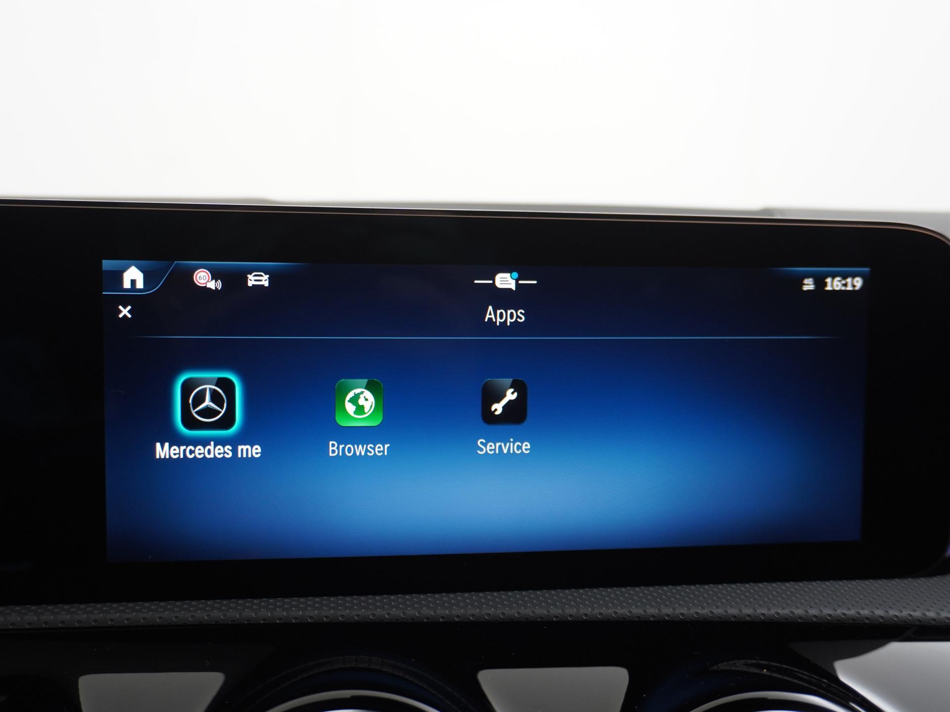 Mercedes-Benz CLA-klasse Shooting Brake 180 Star Edition AMG Line 40