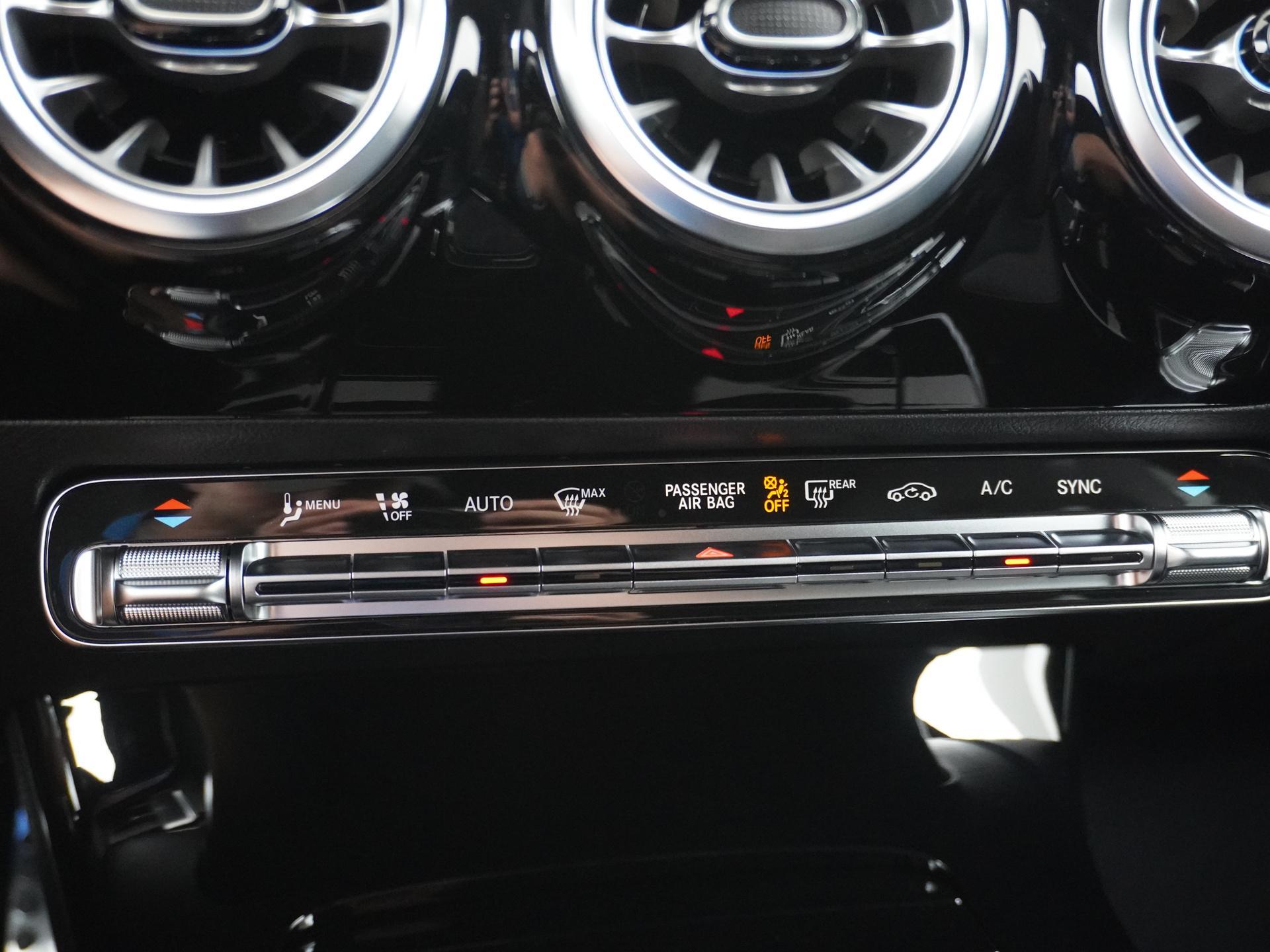 Mercedes-Benz CLA-klasse Shooting Brake 180 Star Edition AMG Line 48