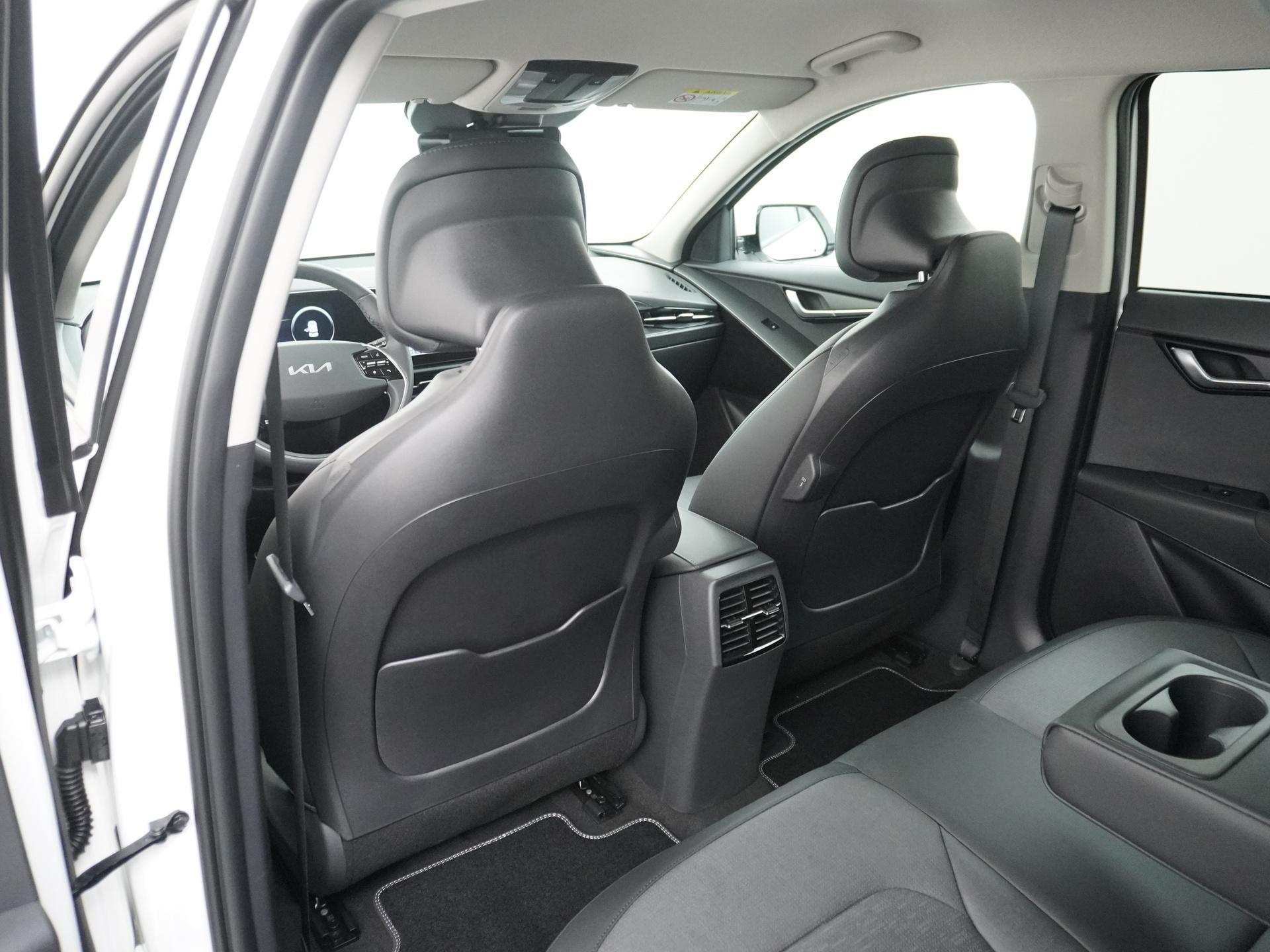 Kia Niro EV 64.8 kWh 14