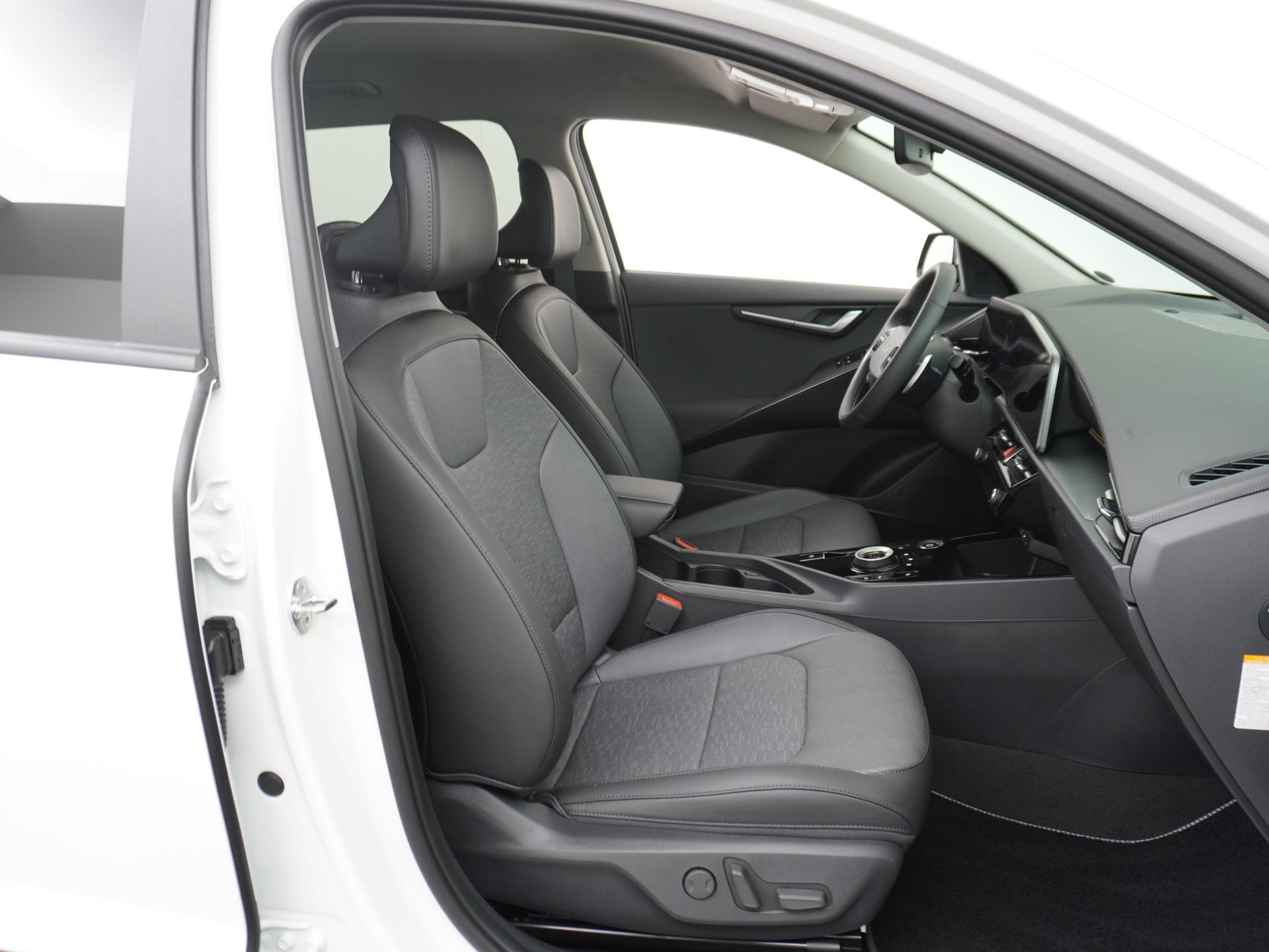 Kia Niro EV 64.8 kWh 39