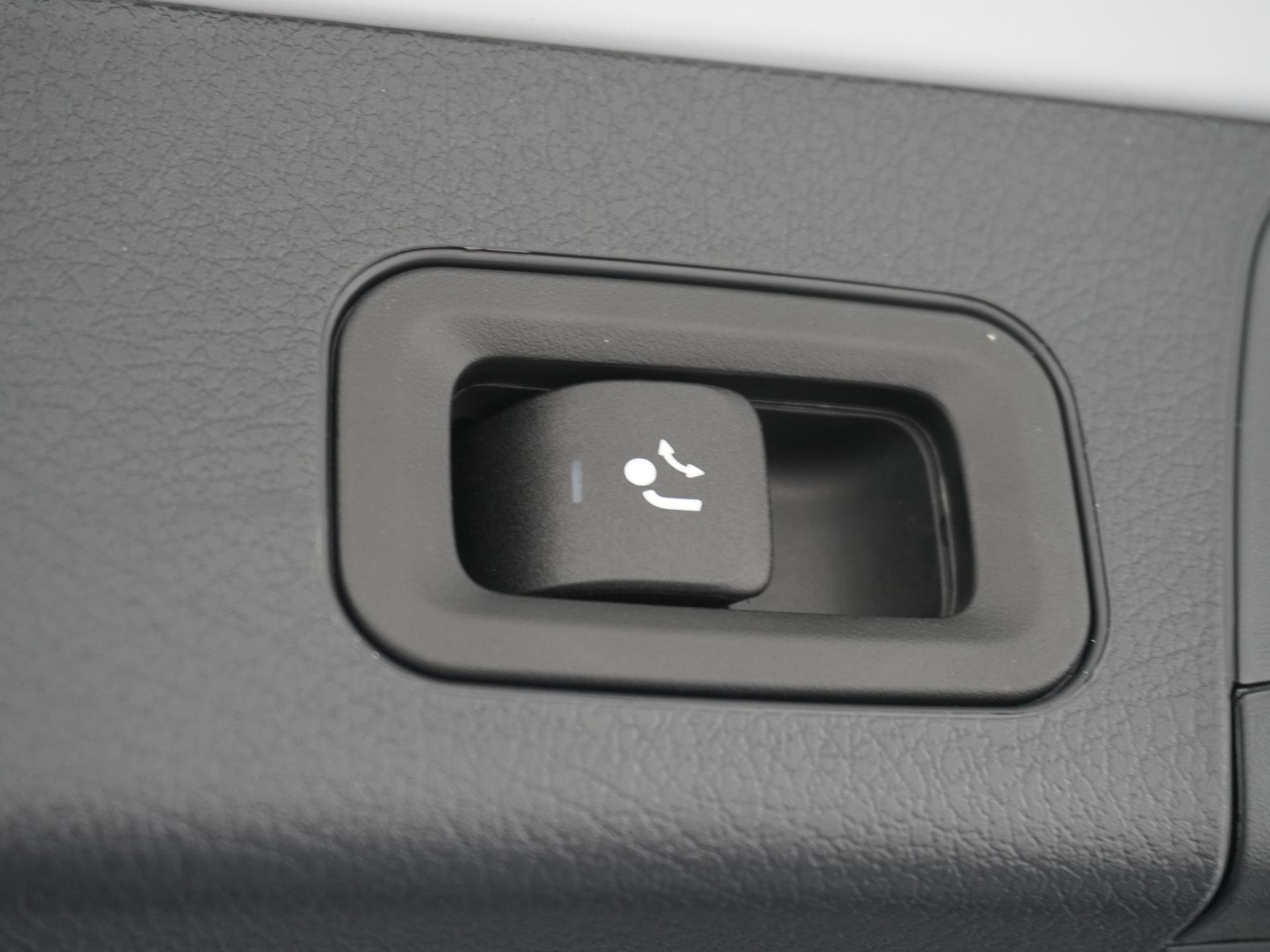 Mercedes-Benz GLB 180 Star Edition Luxury Line 7pers. 21