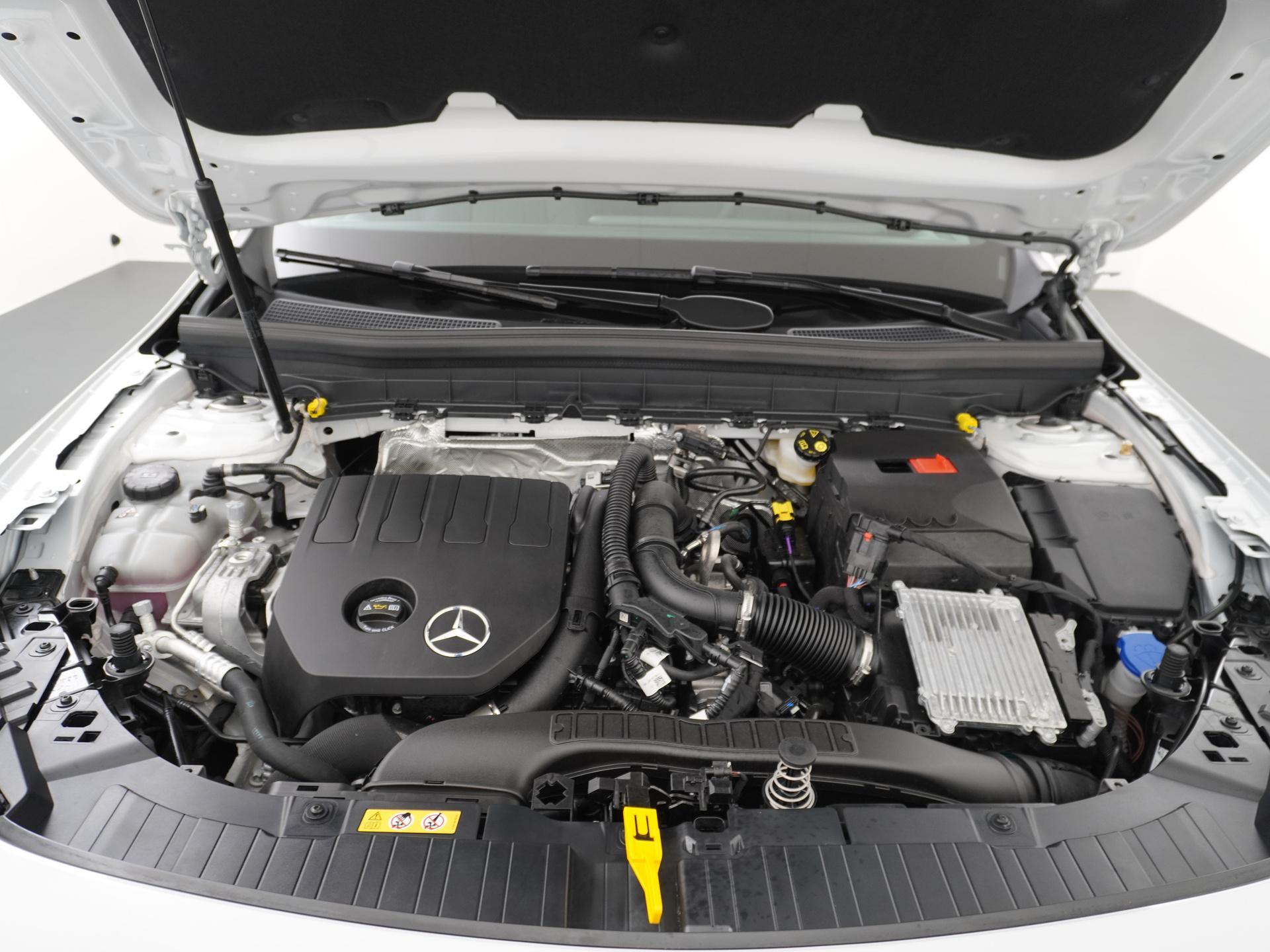 Mercedes-Benz GLB 180 Star Edition Luxury Line 7pers. 24