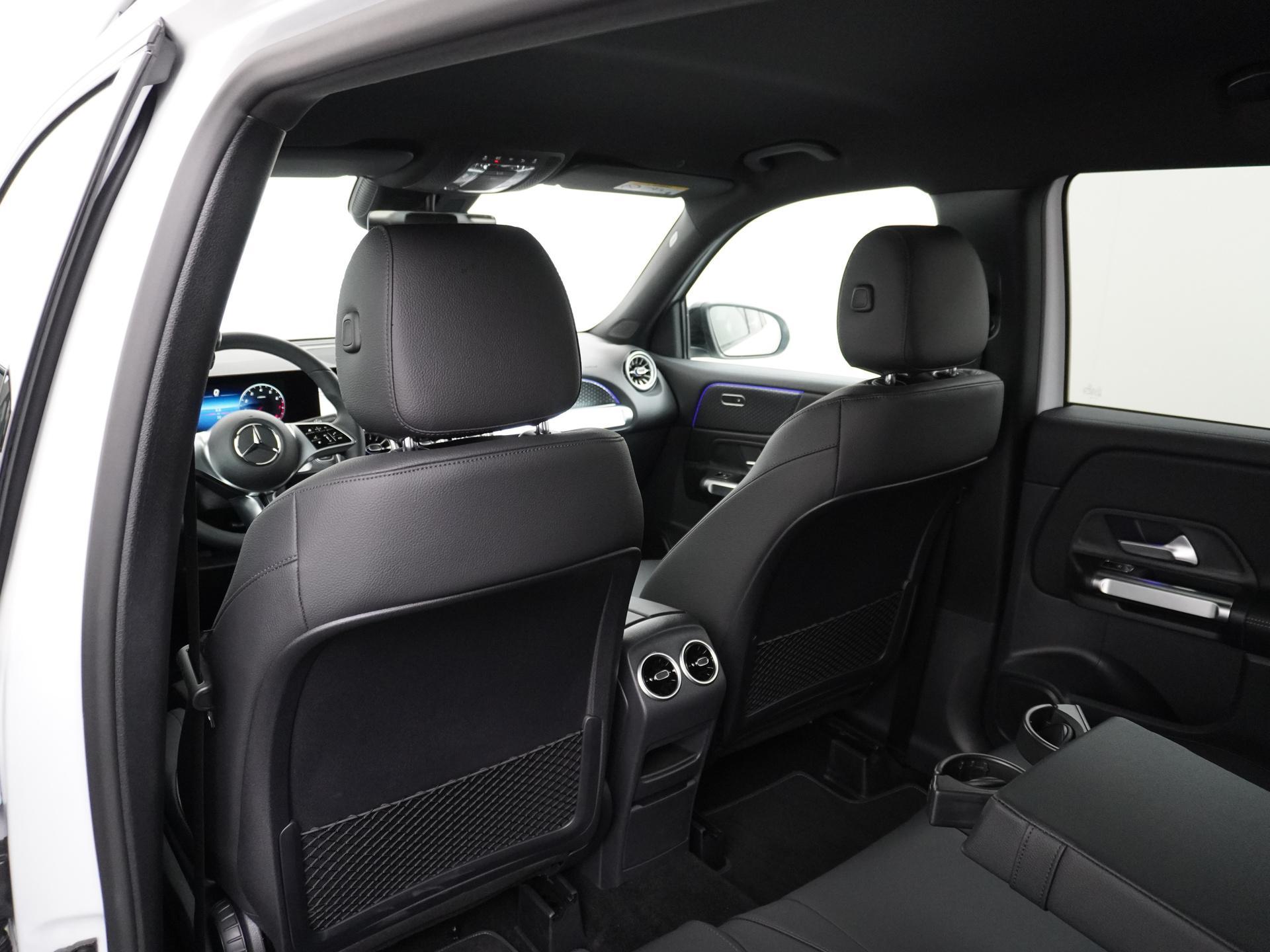 Mercedes-Benz GLB 180 Star Edition Luxury Line 7pers. 27