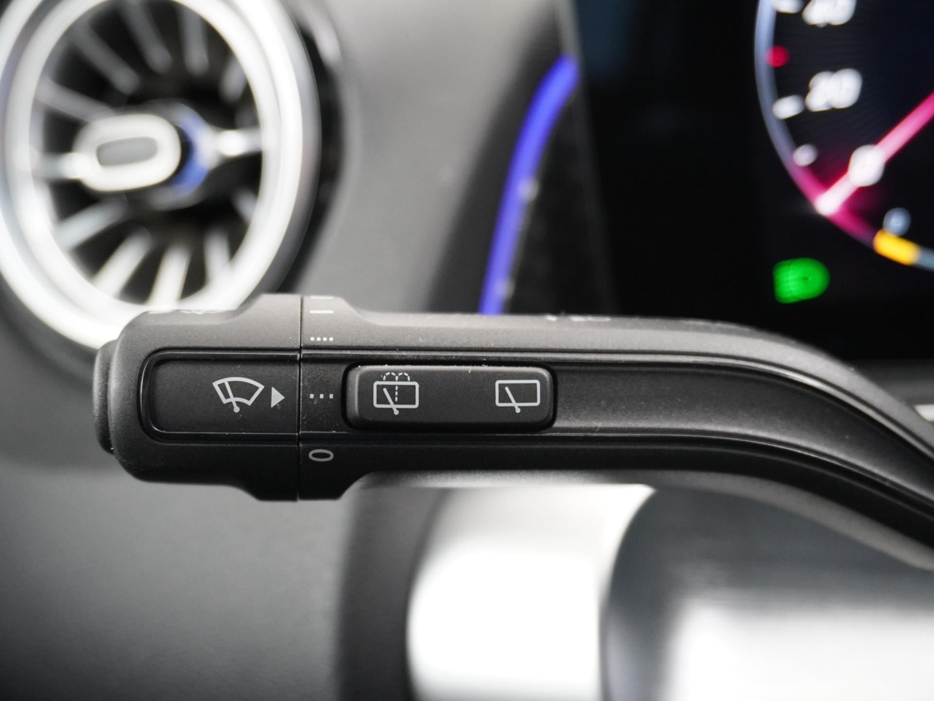 Mercedes-Benz GLB 180 Star Edition Luxury Line 7pers. 33