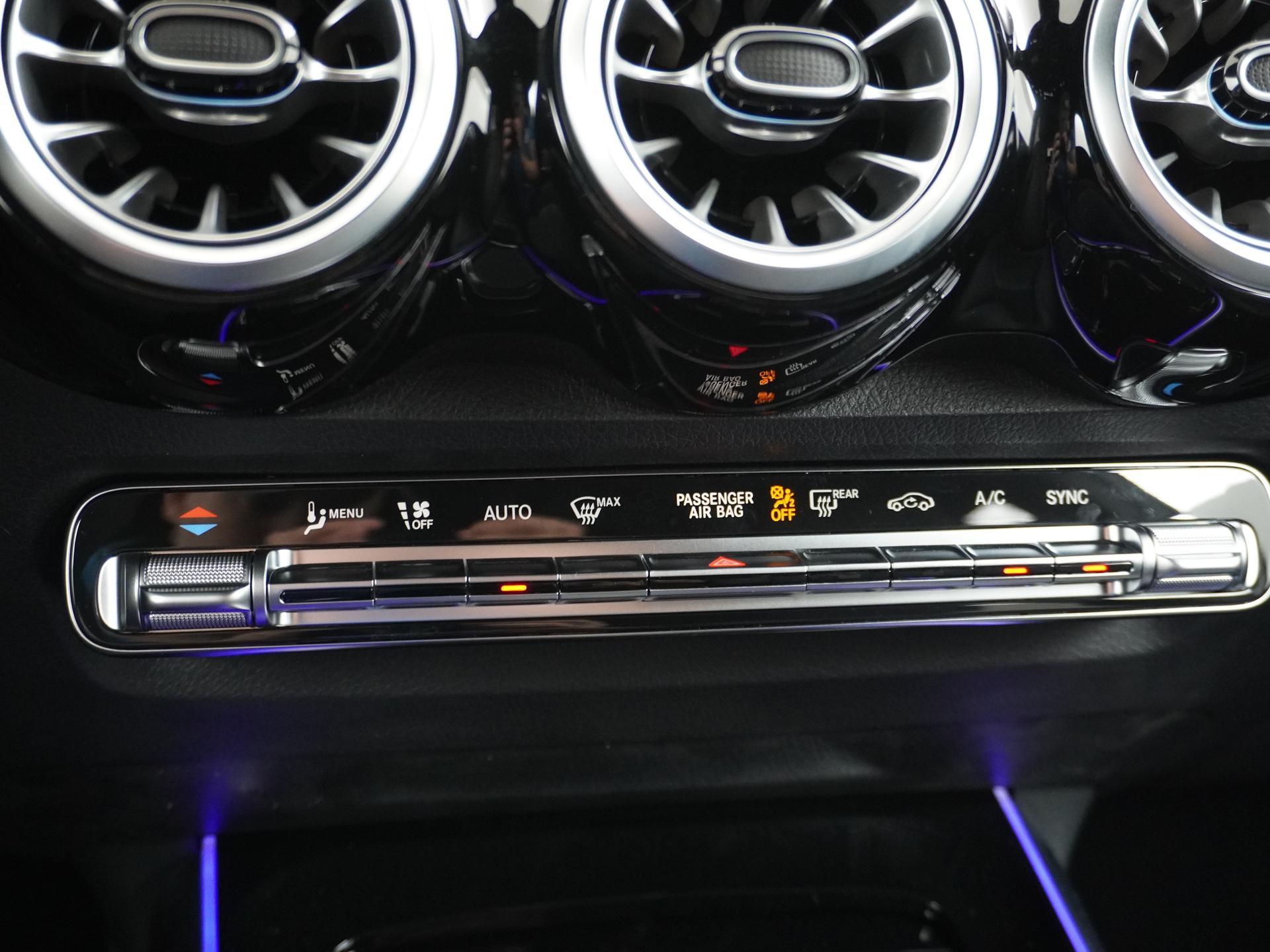 Mercedes-Benz GLB 180 Star Edition Luxury Line 7pers. 52