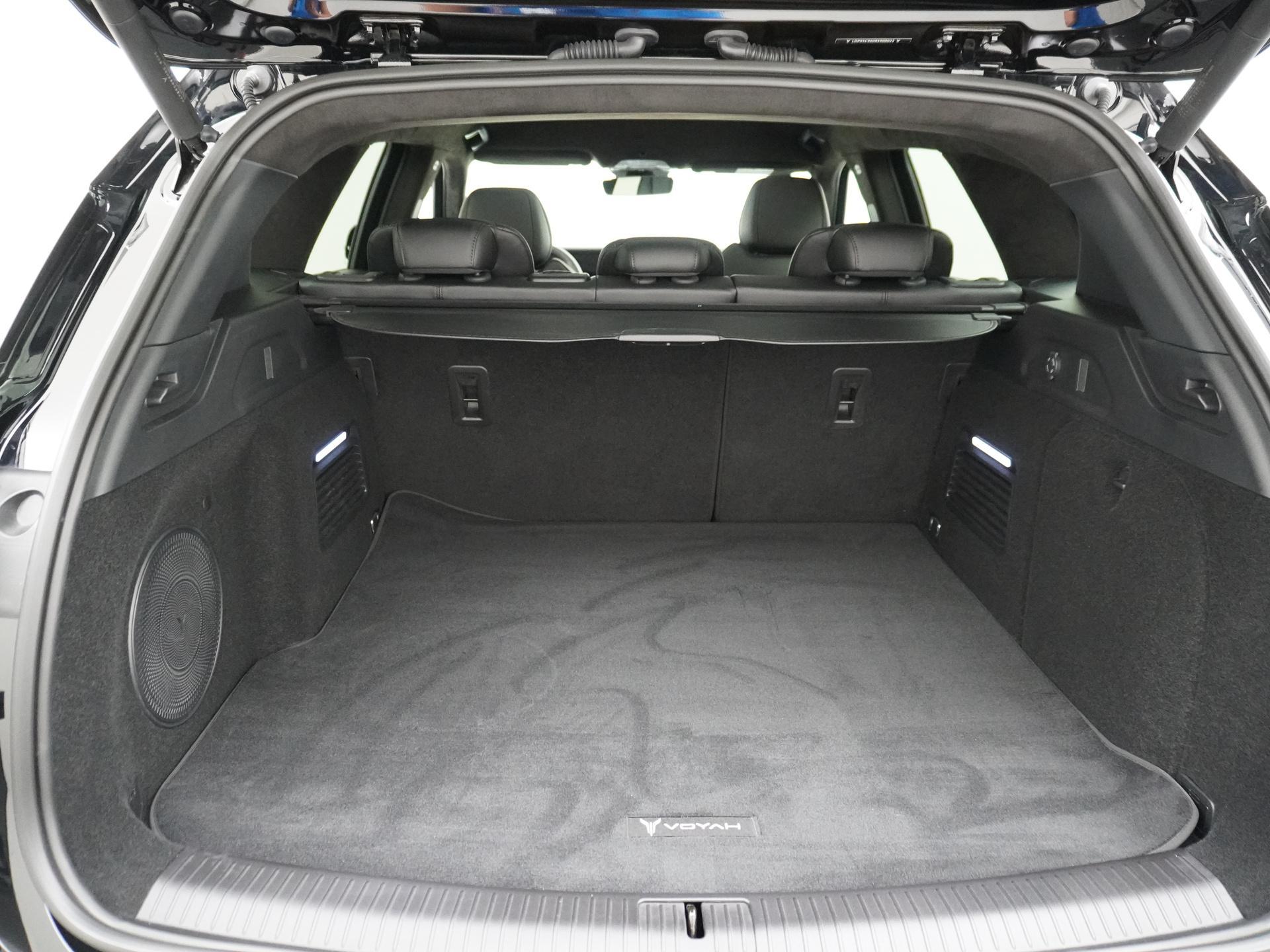 VOYAH Free Flagship Edition 4WD 106 kWh 12