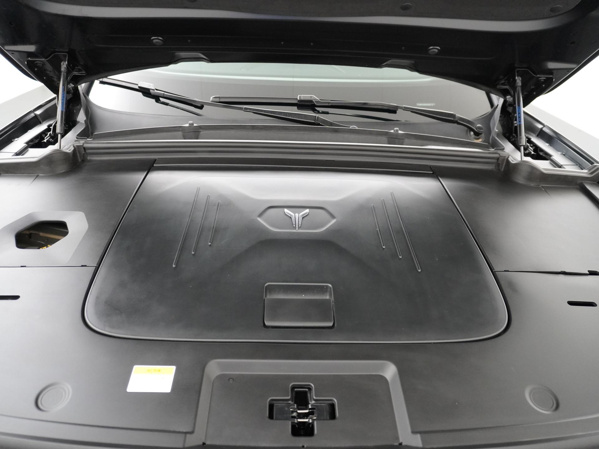 VOYAH Free Flagship Edition 4WD 106 kWh 16