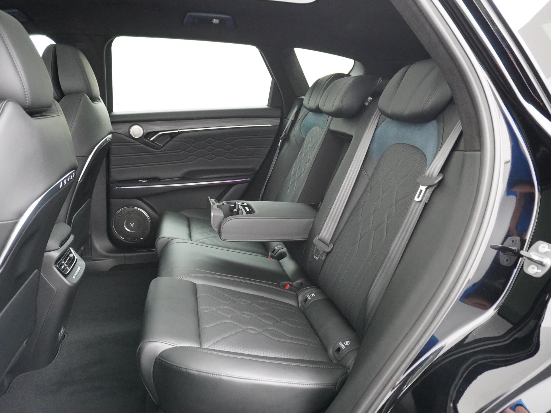 VOYAH Free Flagship Edition 4WD 106 kWh 23