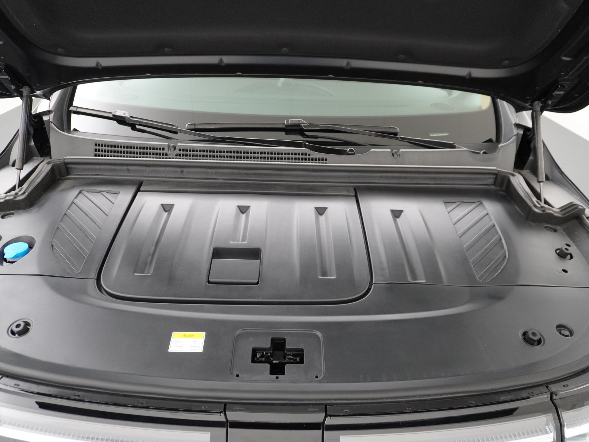 VOYAH Dream Flagship 17