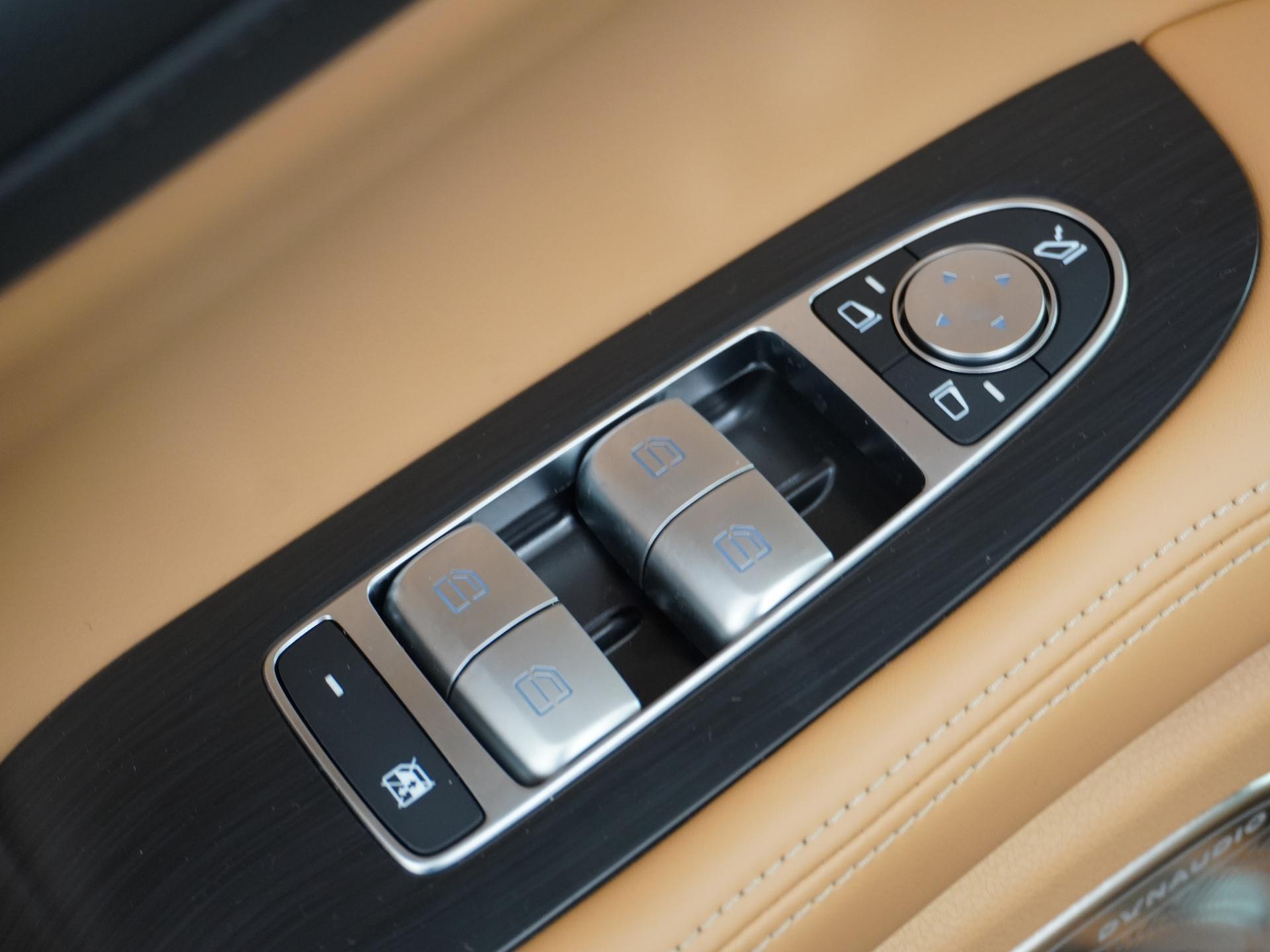 VOYAH Dream Flagship 20