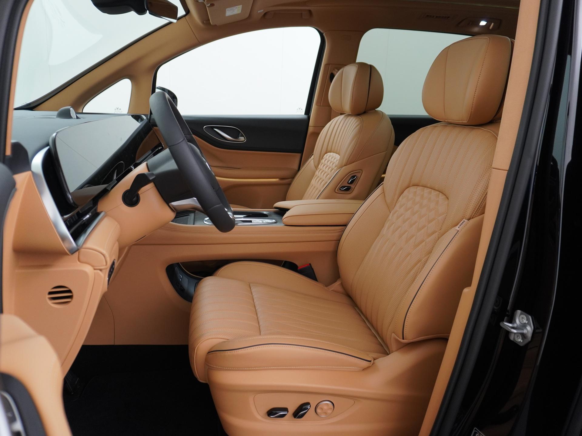 VOYAH Dream Flagship 21